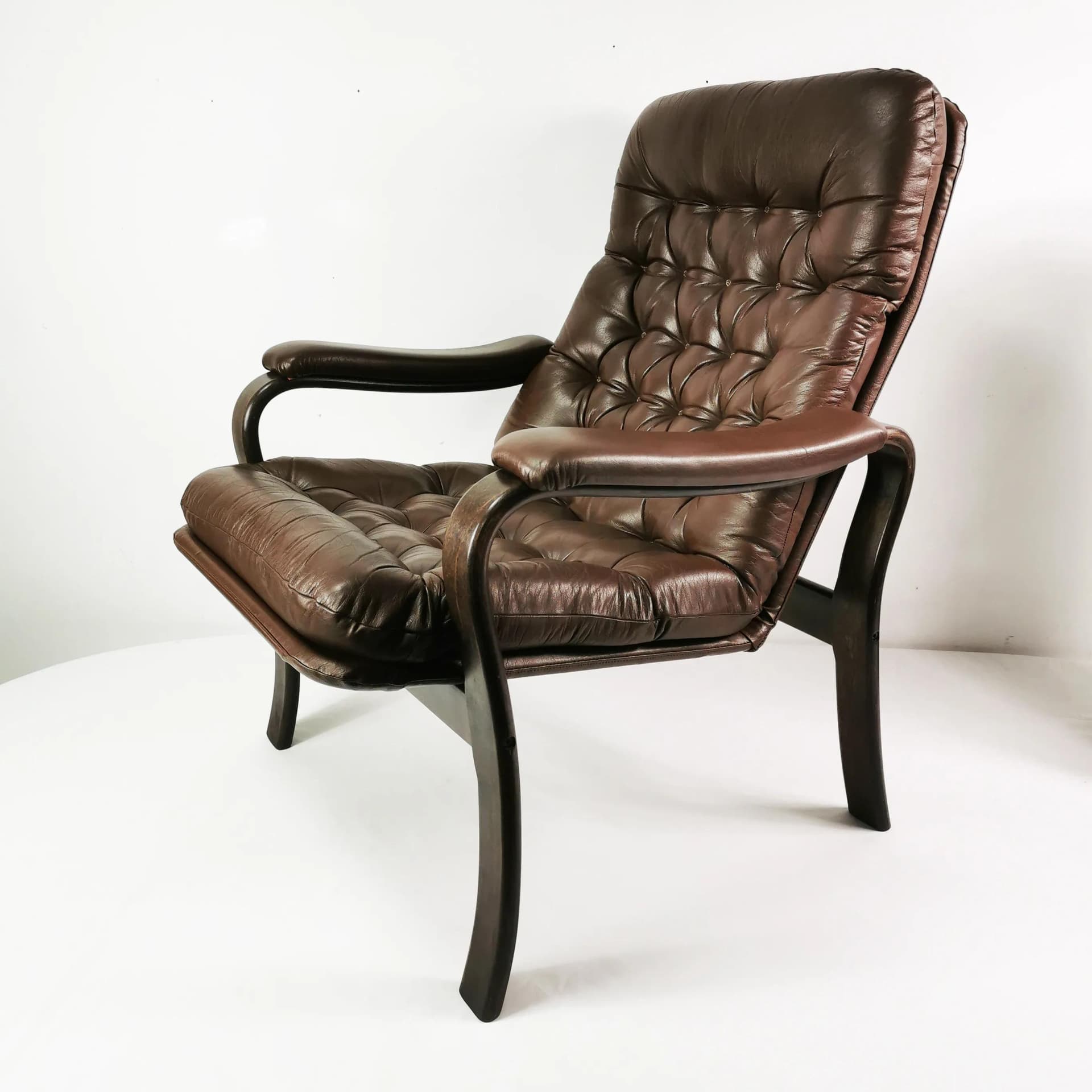 Armchair Mid Century, brown leather, beech, Denmark, 1970s. - 340947