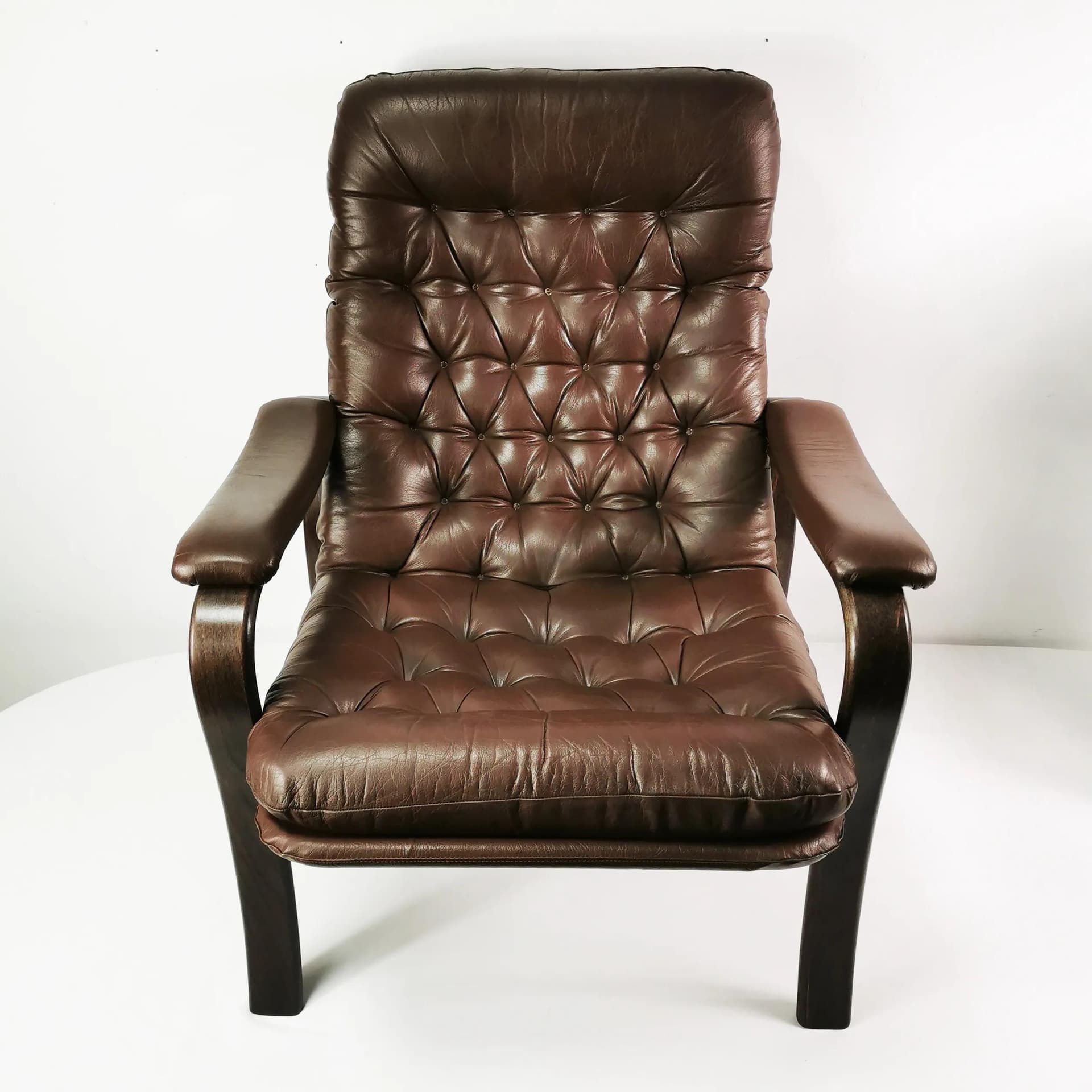 Armchair Mid Century, brown leather, beech, Denmark, 1970s. - 340948