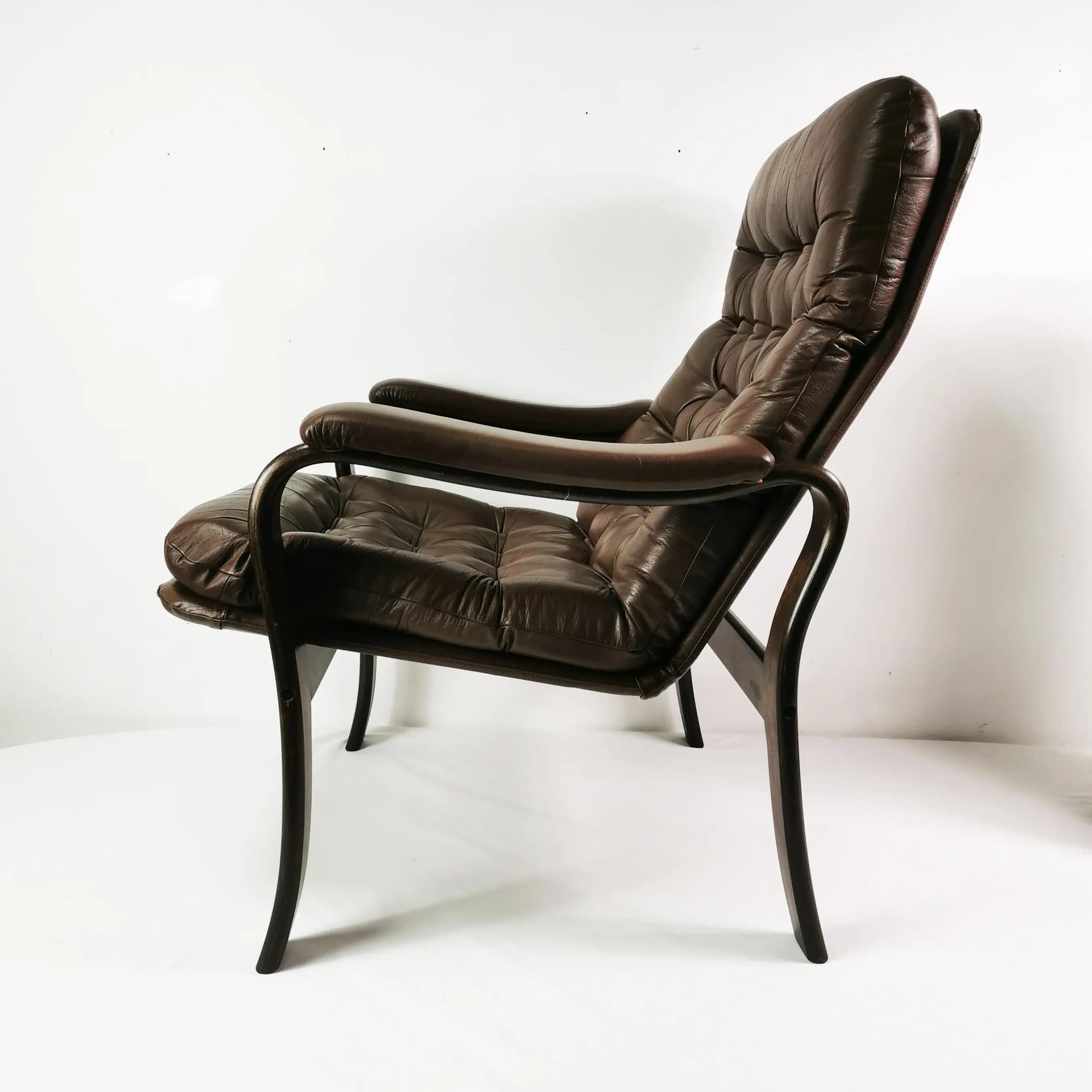 Armchair Mid Century, brown leather, beech, Denmark, 1970s. - 340951