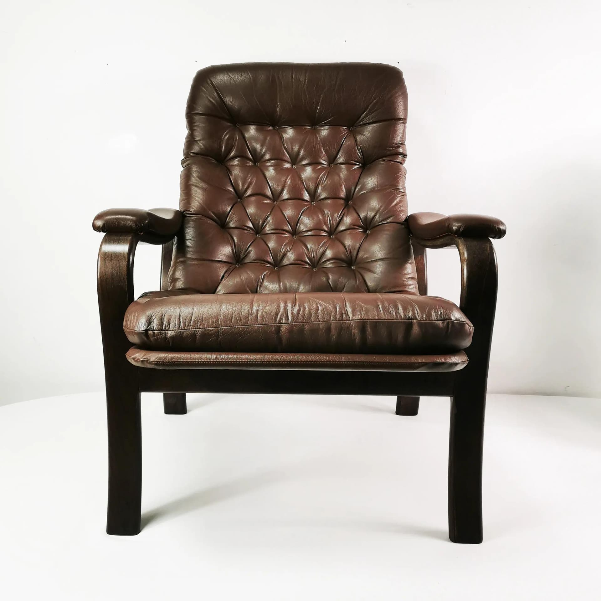 Armchair Mid Century, brown leather, beech, Denmark, 1970s. - 340946