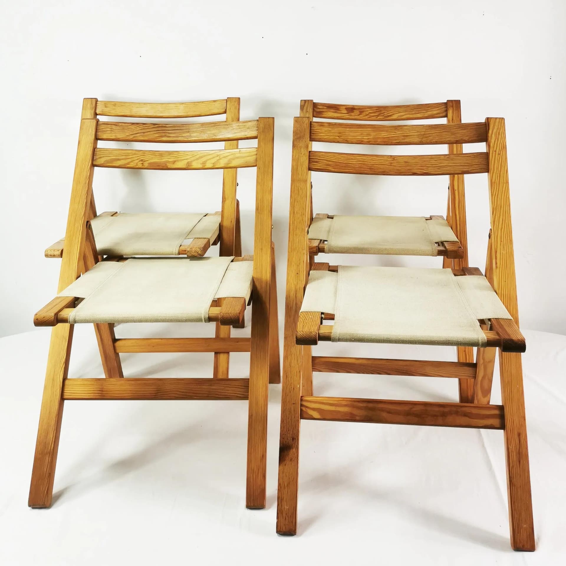 Set of Four Folding Chairs, beige pine, beige canvas, Bialskie Fabryki Mebli Biała Podlaska, Poland, 1970s. - 340866