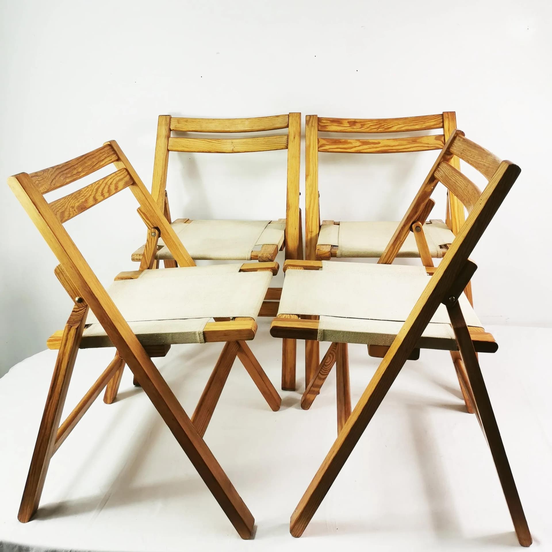Set of Four Folding Chairs, beige pine, beige canvas, Bialskie Fabryki Mebli Biała Podlaska, Poland, 1970s. - 340865