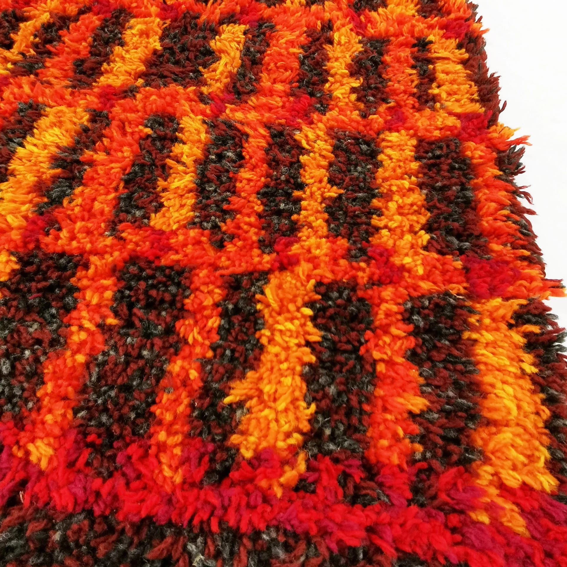 Kilim Space Age, red orange yellow brown black, wool, Denmark, 1960s. - 340453