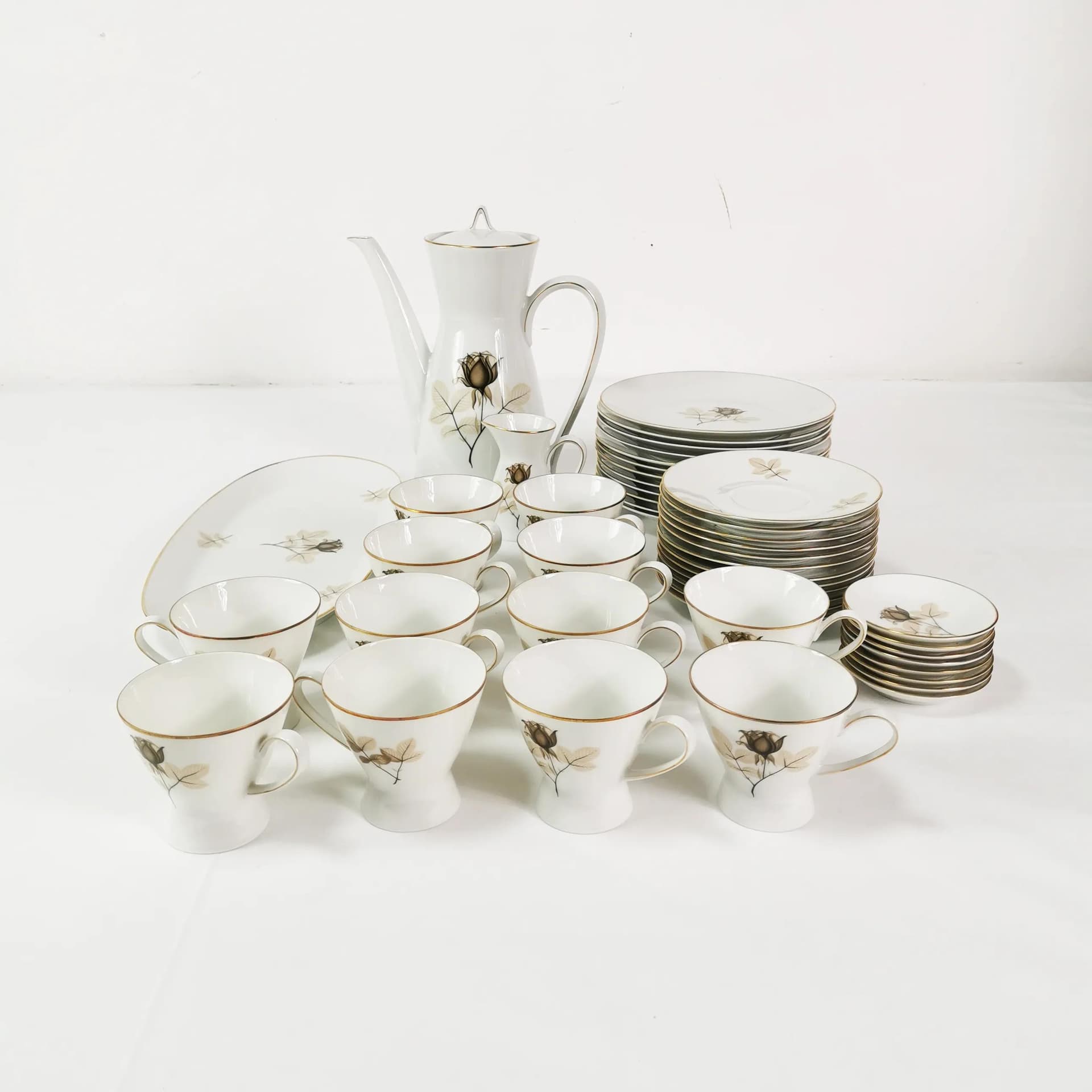 Coffee and Dessert Set Art Deco, white porcelain, by R. Loewy, Rosenthal, Germany, 1950s. - 340411