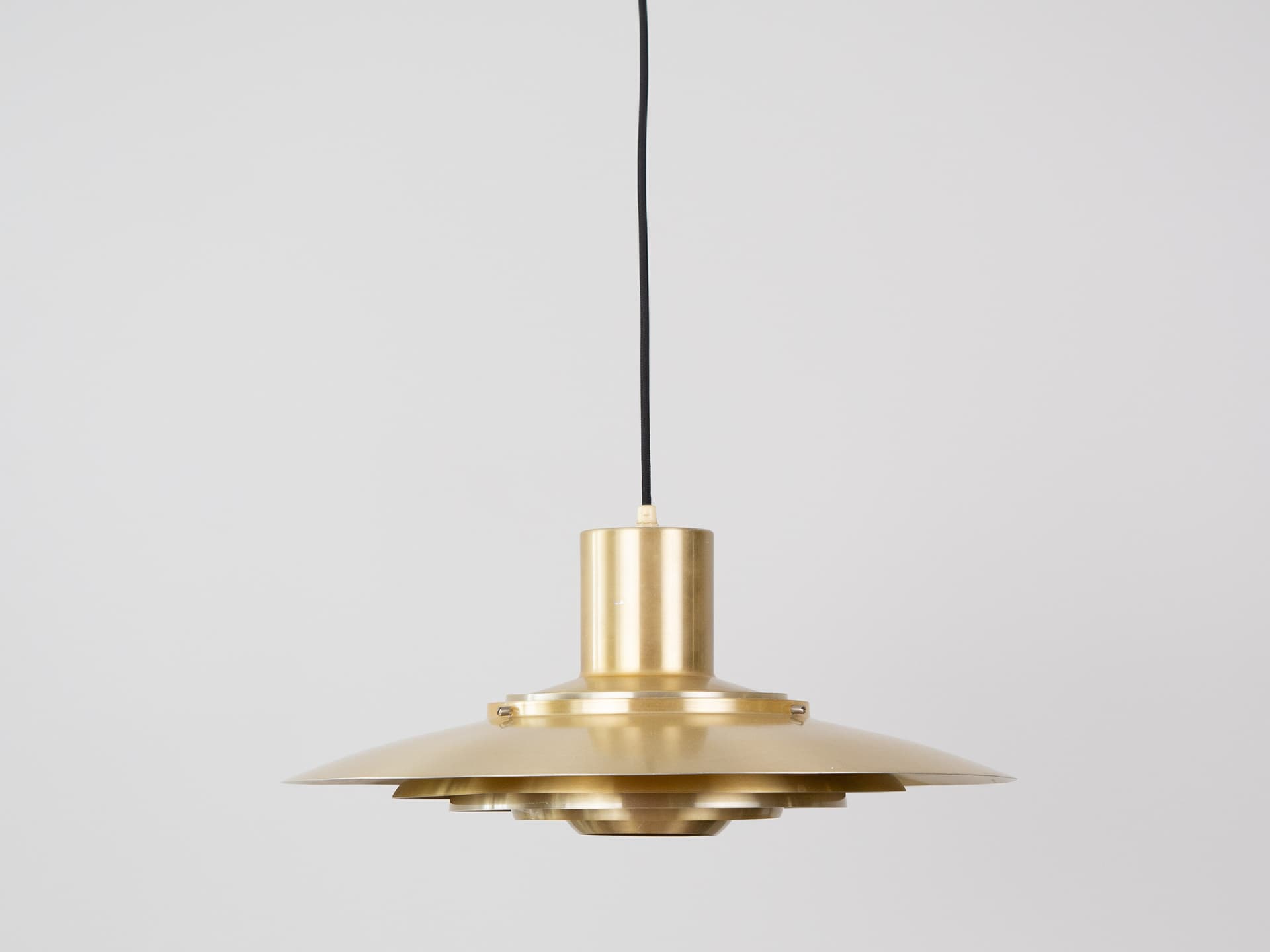 Lampa wisząca P376, złoty mosiądz, srebrny aluminium, Nordisk Solar, Dania, lata 60. - 341354