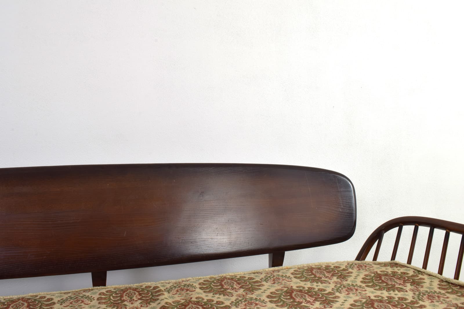 Sofa Studio Couch, beżowa, wiąz brązowy, buk, tkanina, proj. L. Ercolani, Ercol, Wielka Brytania, lata 60. - 341397