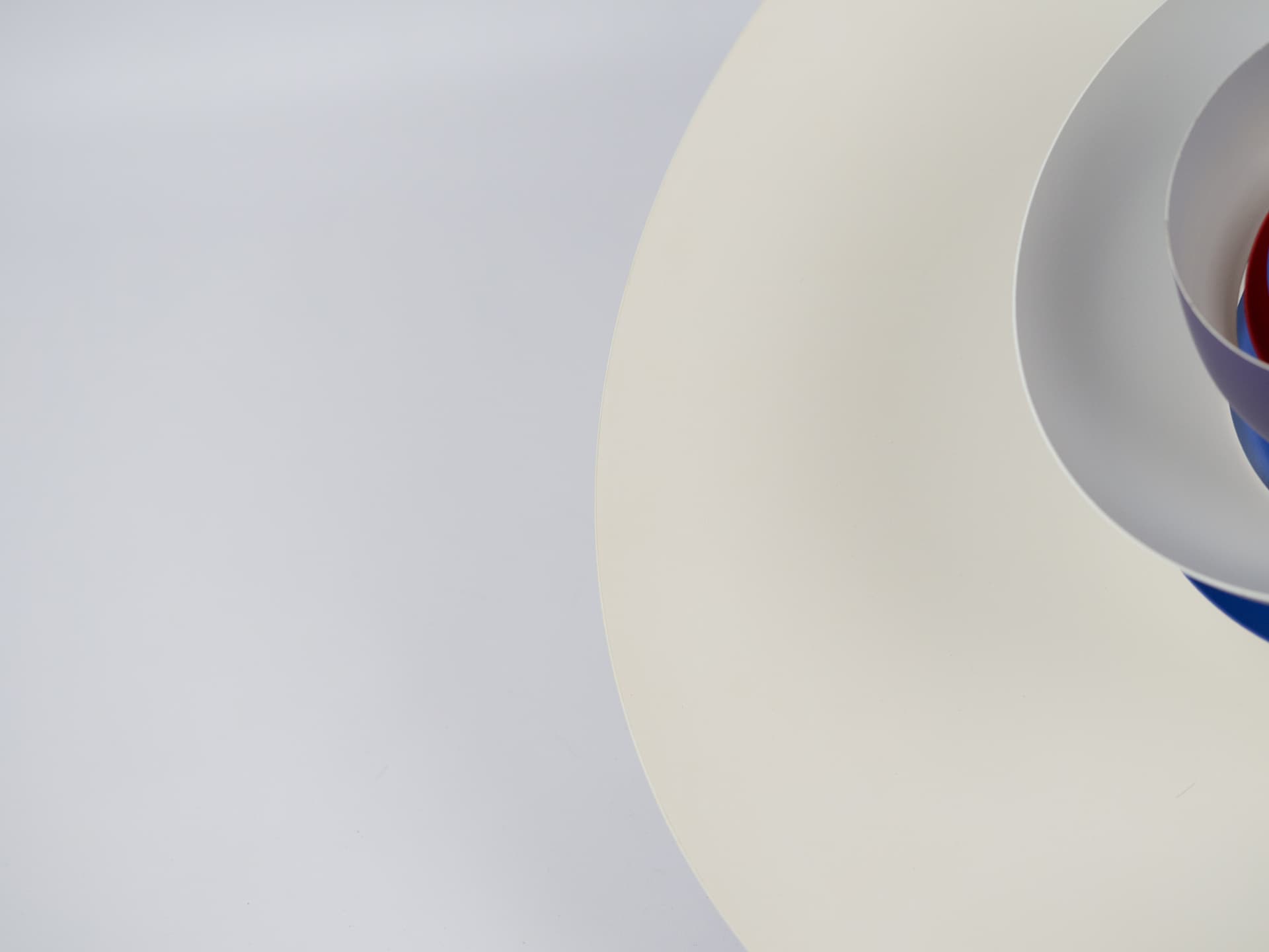 Lampa wisząca PH 5, lawendowy fiolet, aluminium biały, proj. P. Henningsen, Louis Poulsen, Dania, lata 60. - 341591