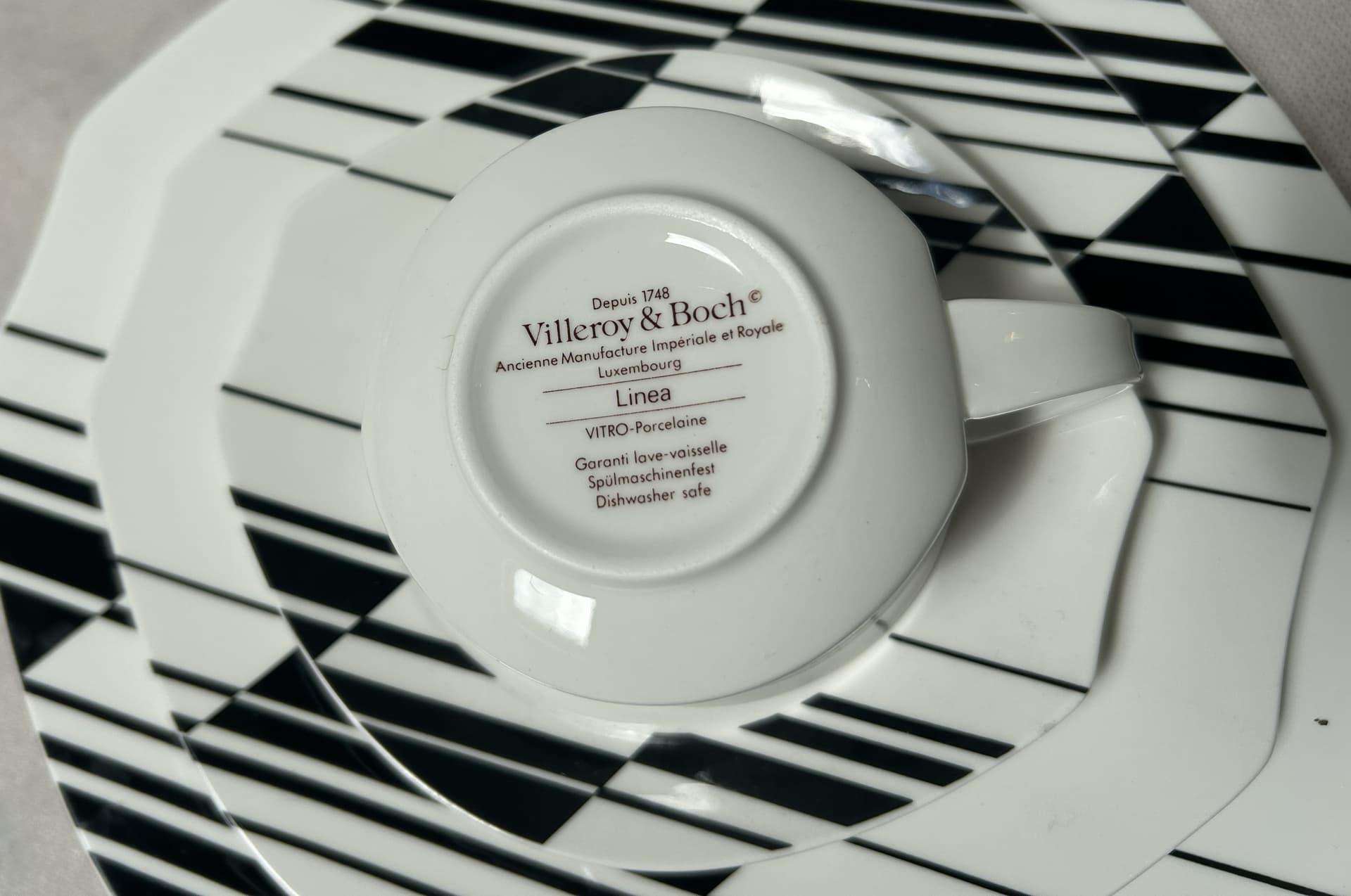 Serwis obiadowy Linea, biały czarny, porcelana, Villeroy & Boch, Luksemburg, lata 80. - 341762