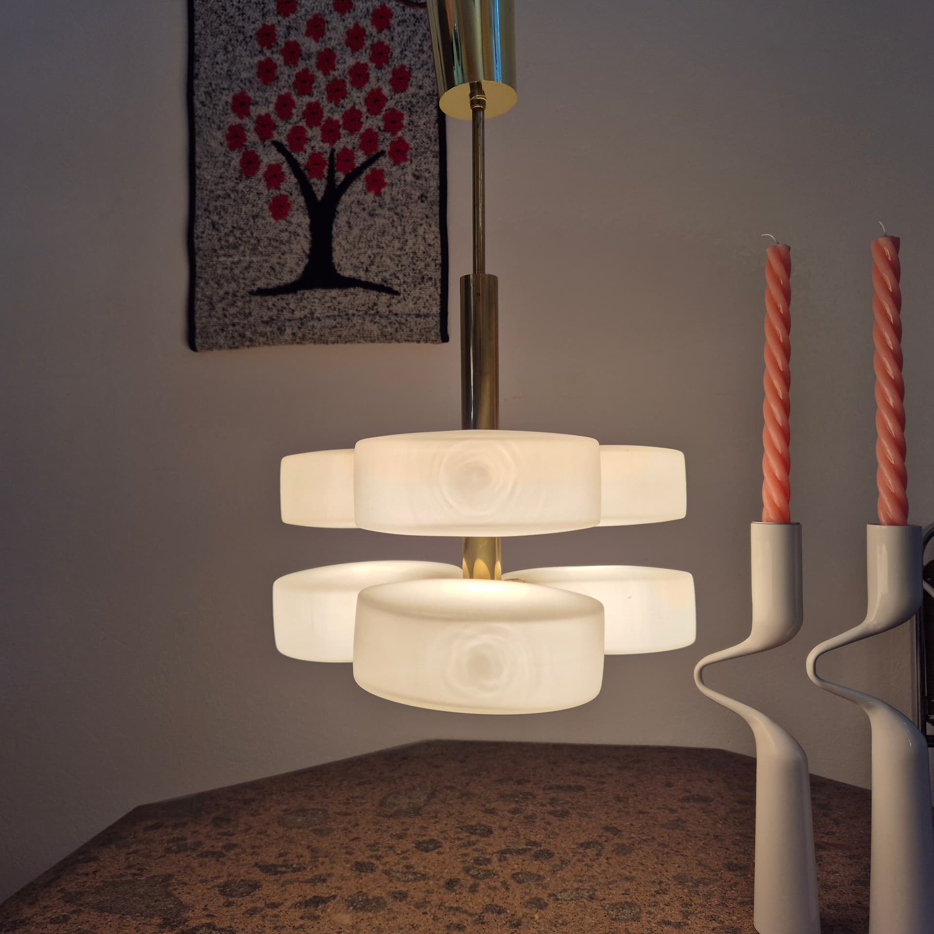 Lampa wisząca Sputnik, mosiądz złoty, szkło białe, Kaiser Leuchten, Niemcy, lata 60. - 341905