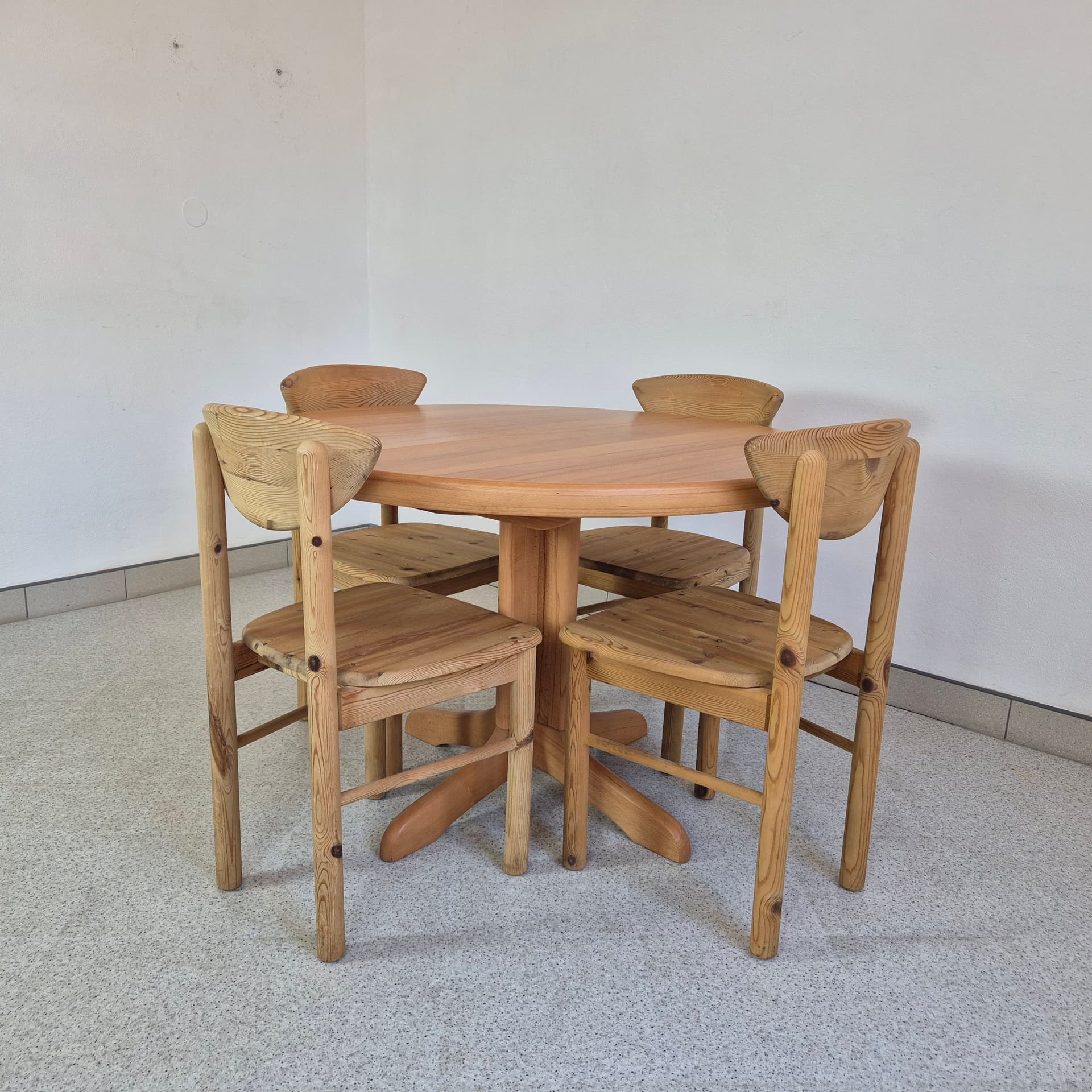 Krzesło, sosna brąz, proj. R. Daumiller, Hirtshals Savvaerk, Dania, lata 60. - 341950