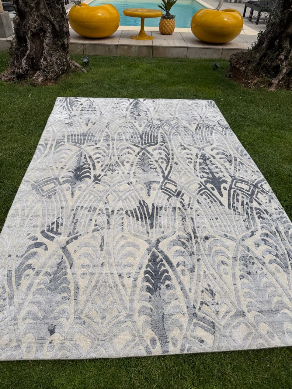 Persian Kashmiri Rug, grey silver, cashmere wool silk, Iran, 280x185 cm - 341976