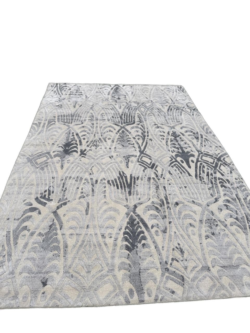 Persian Kashmiri Rug, grey silver, cashmere wool silk, Iran, 280x185 cm