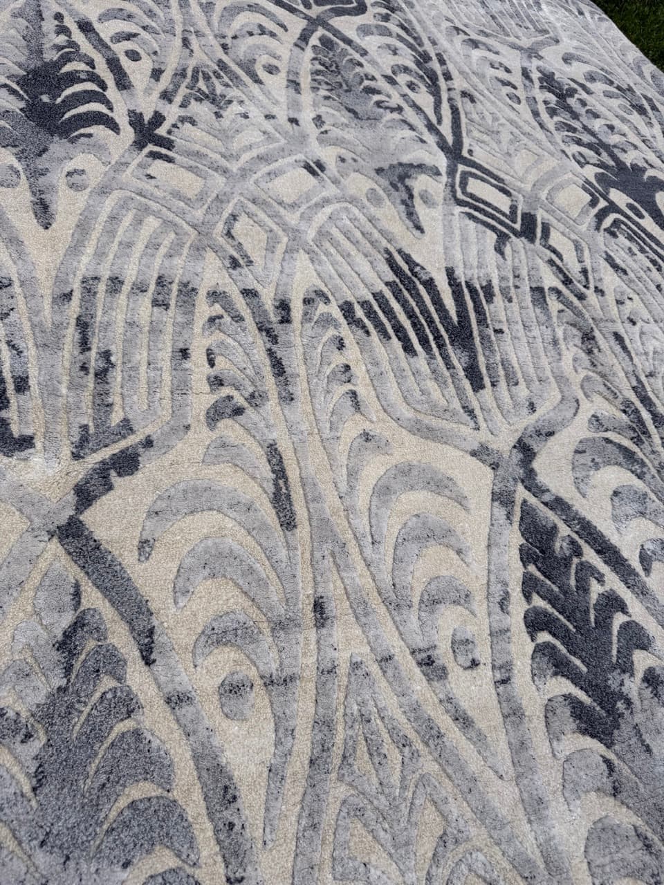 Persian Kashmiri Rug, grey silver, cashmere wool silk, Iran, 280x185 cm - 341978