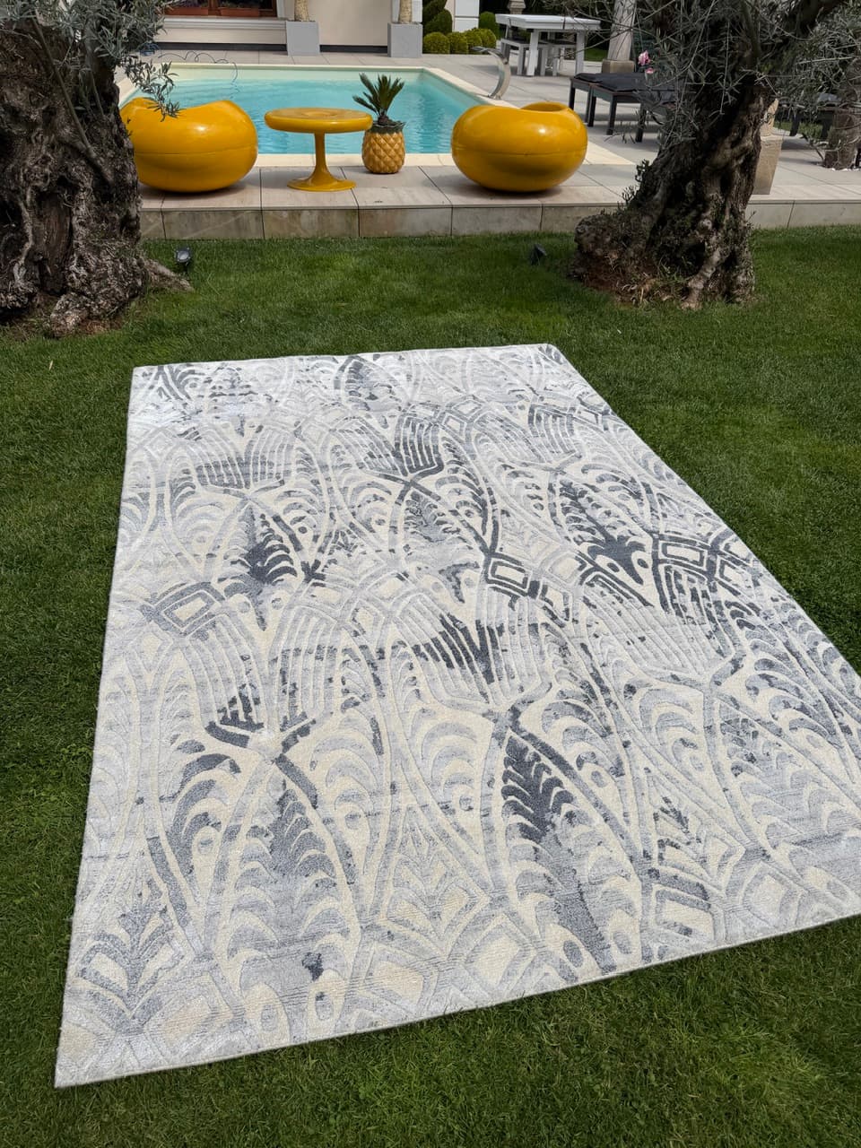 Persian Kashmiri Rug, grey silver, cashmere wool silk, Iran, 280x185 cm - 341972