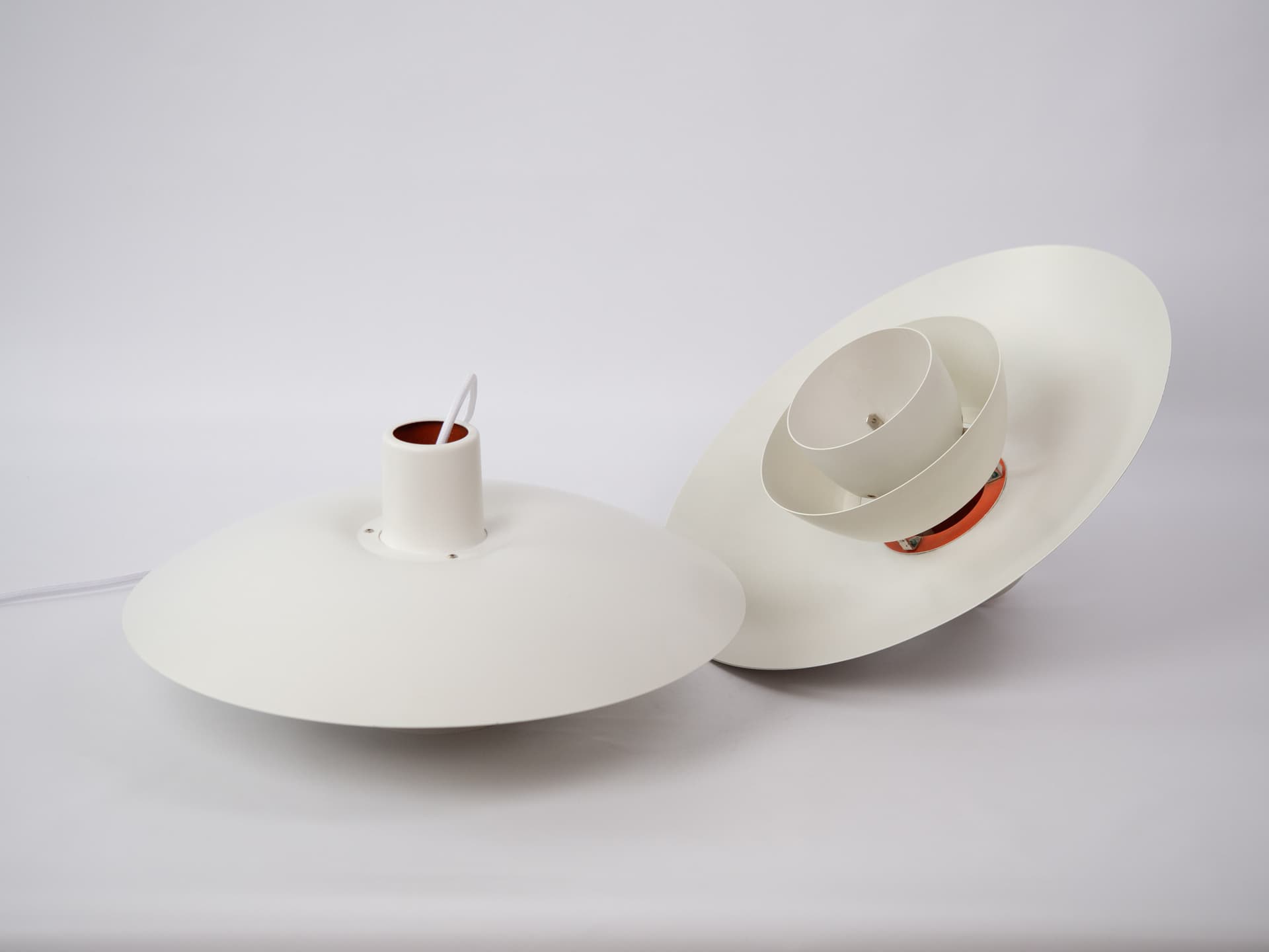 Para lamp wiszących PH 4/3, metal biały, proj. P. Henningsen, Louis Poulsen, Dania, lata 60. - 342363