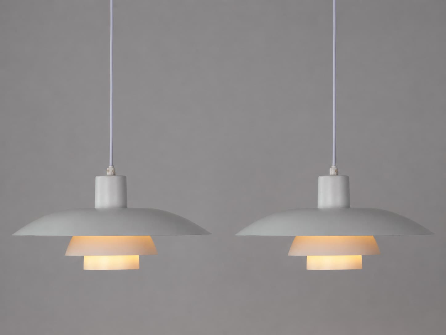 Para lamp wiszących PH 4/3, metal biały, proj. P. Henningsen, Louis Poulsen, Dania, lata 60. - 342356