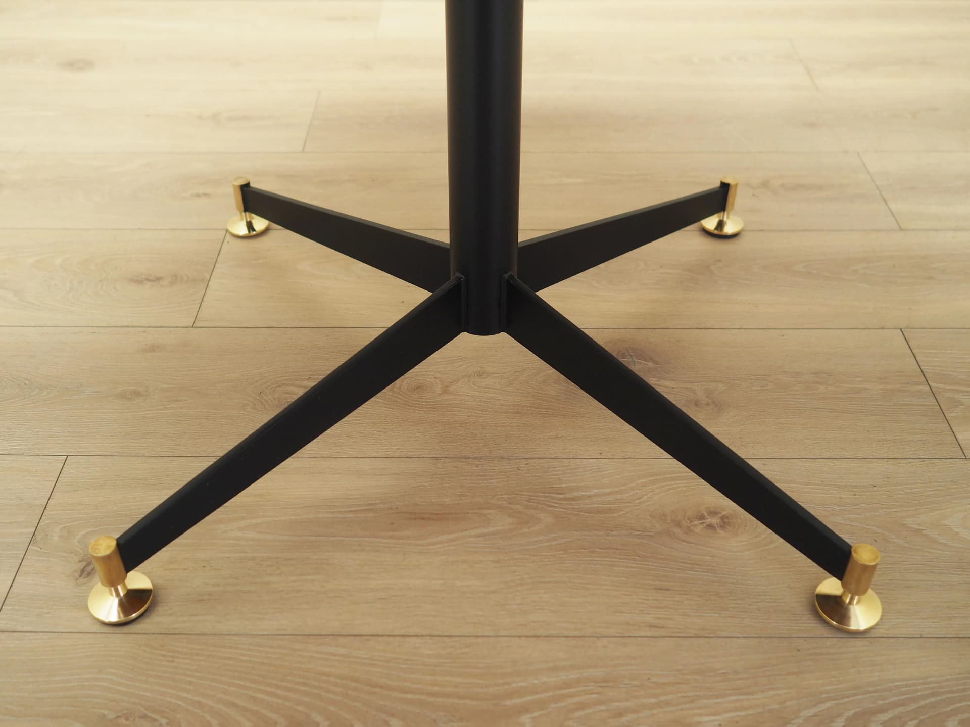 Round Table, orange teak, black metal, Italy, 1970s - 25615