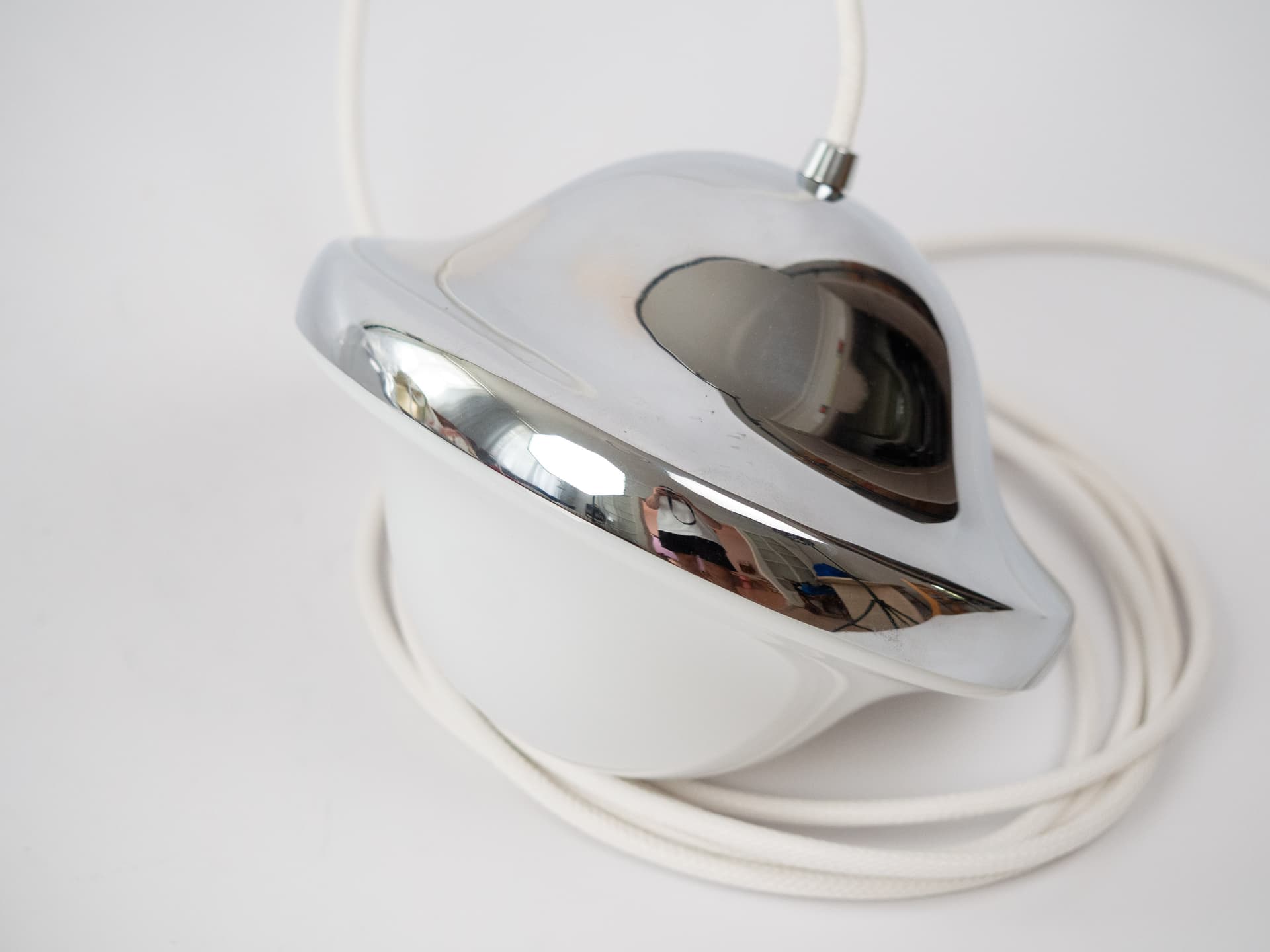 Para lamp wiszących Bubi, metal srebrny, szkło białe, proj. H. Koppel, Louis Poulsen, Dania, lata 70. - 342468