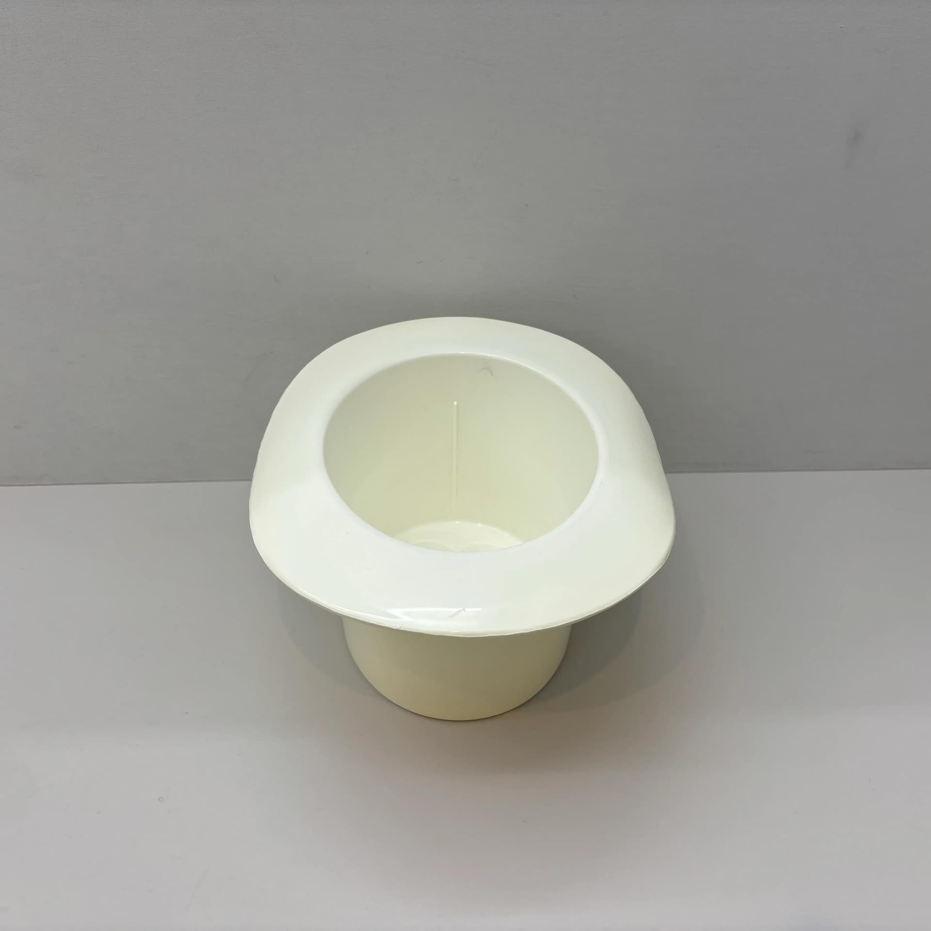 Decorative container, ivory white plastic, Koziol, Germany, 1980s. - 25461