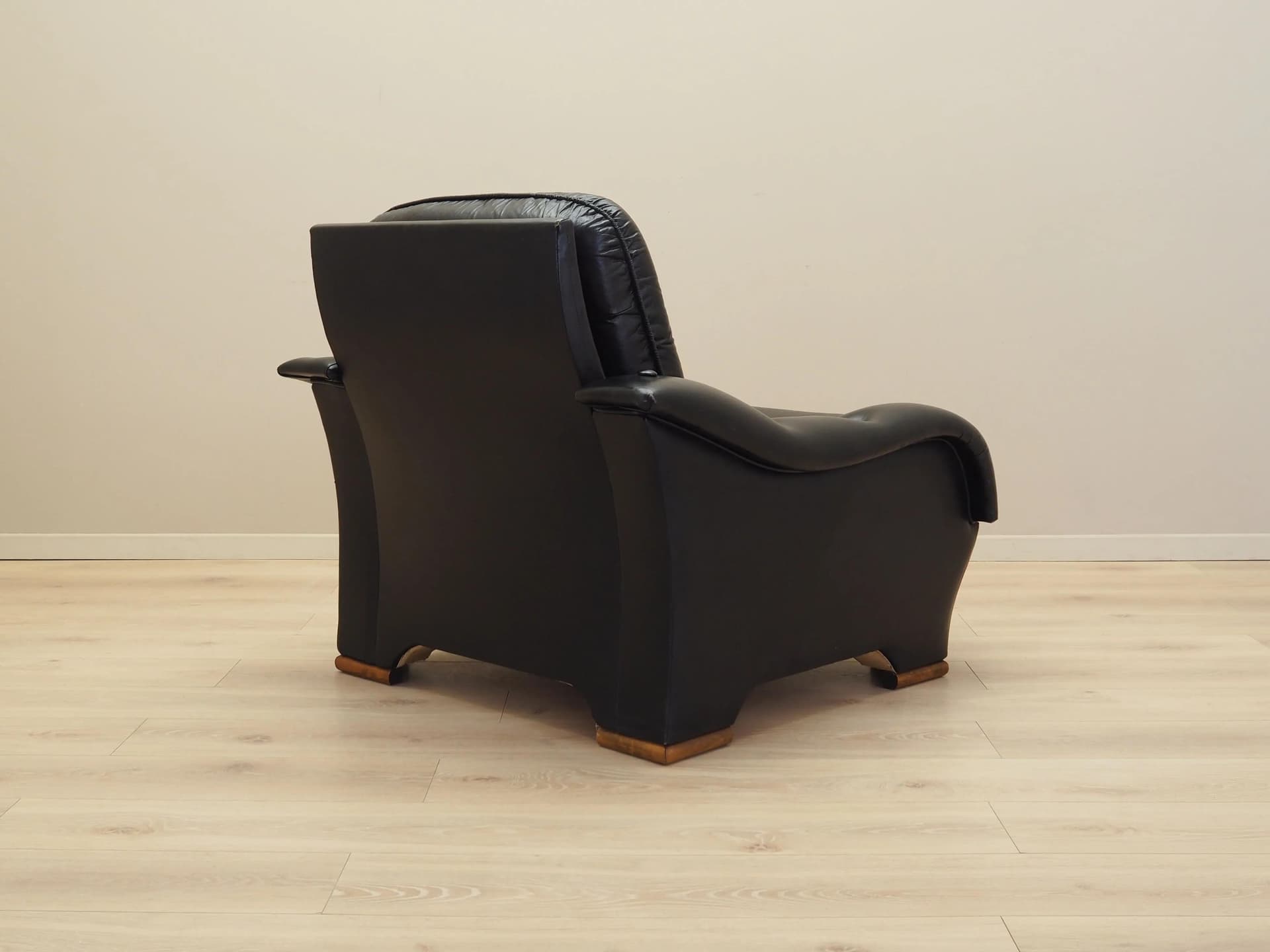 Armchair Postmodern, black artificial leather, dark brown wood, Italy, 1980s. - 25606