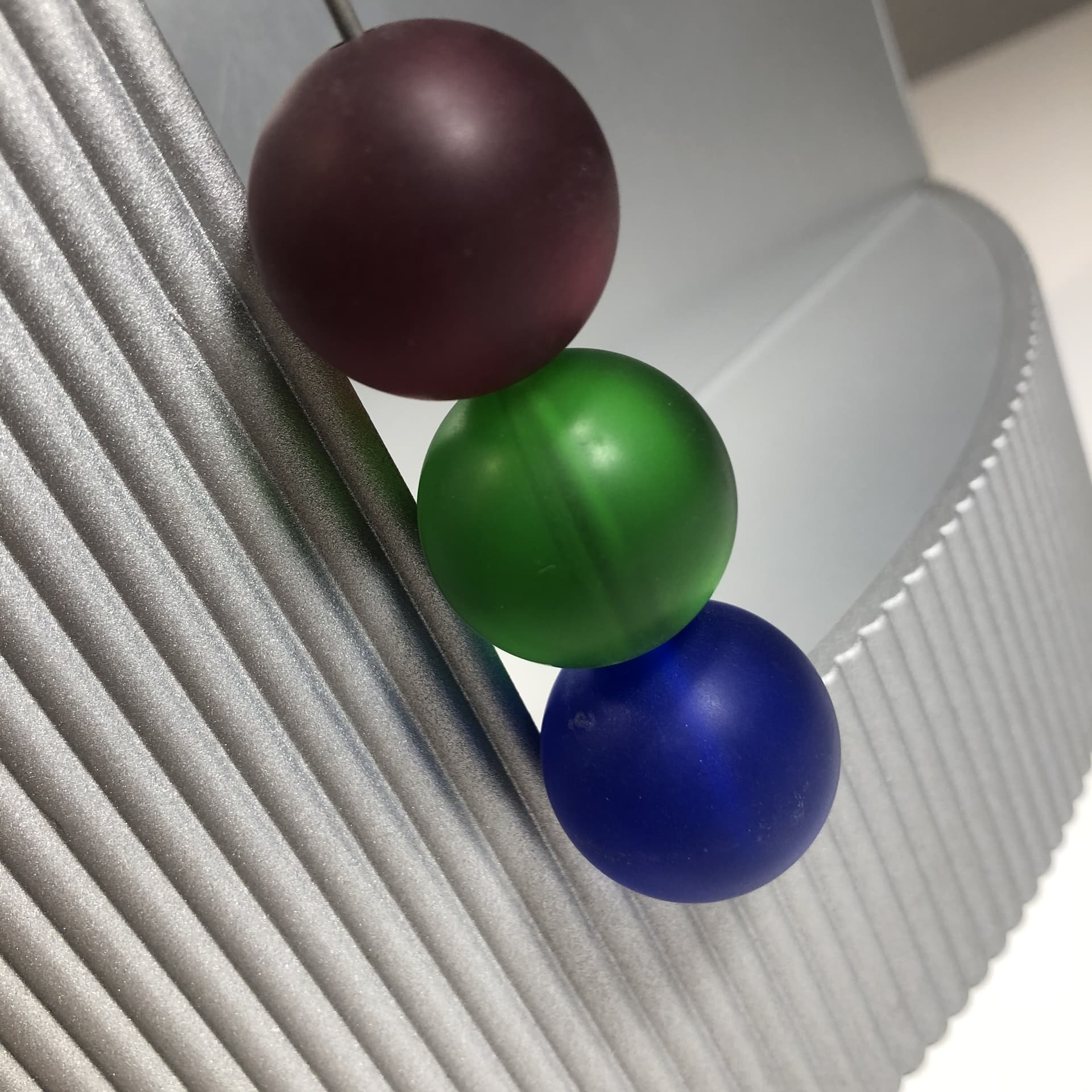 Para kinkietów, aluminium multikolor, proj. J. Medebach, Belux, Szwajcaria, lata 90. - 25458