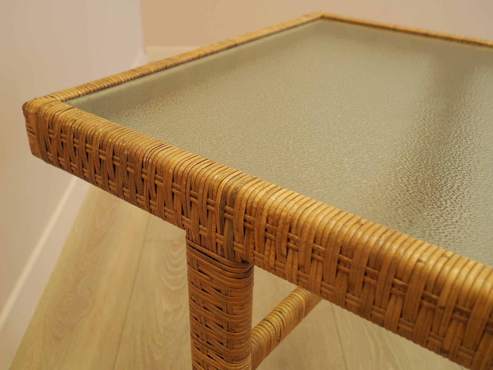Coffee table, brown wicker, transparent glass, Denmark, 1970s. - 342973