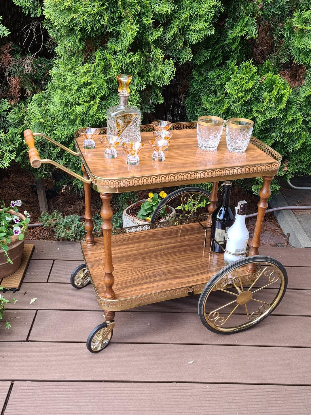 Bar Cart Hollywood Regency, brown wood, brass, 1970s - 343077
