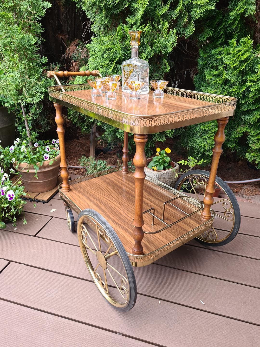 Bar Cart Hollywood Regency, brown wood, brass, 1970s - 343076