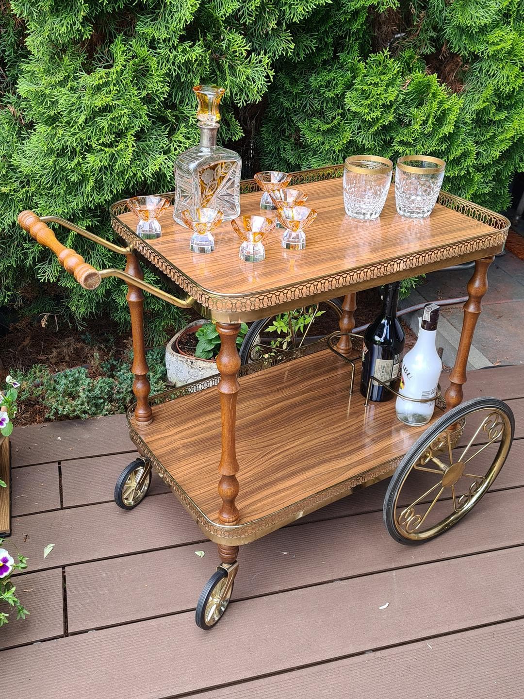 Bar Cart Hollywood Regency, brown wood, brass, 1970s - 343078