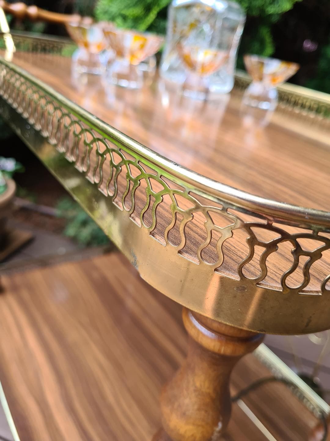Bar Cart Hollywood Regency, brown wood, brass, 1970s - 343069