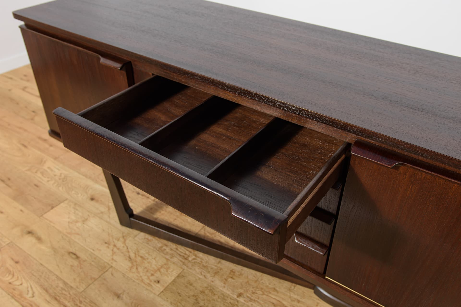 Sideboard, brown red teak, Stonehill, United Kingdom, 1960s. - 343154