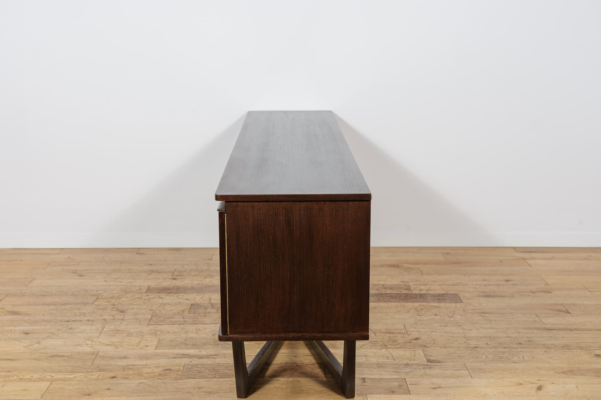 Sideboard, brown red teak, Stonehill, United Kingdom, 1960s. - 343149