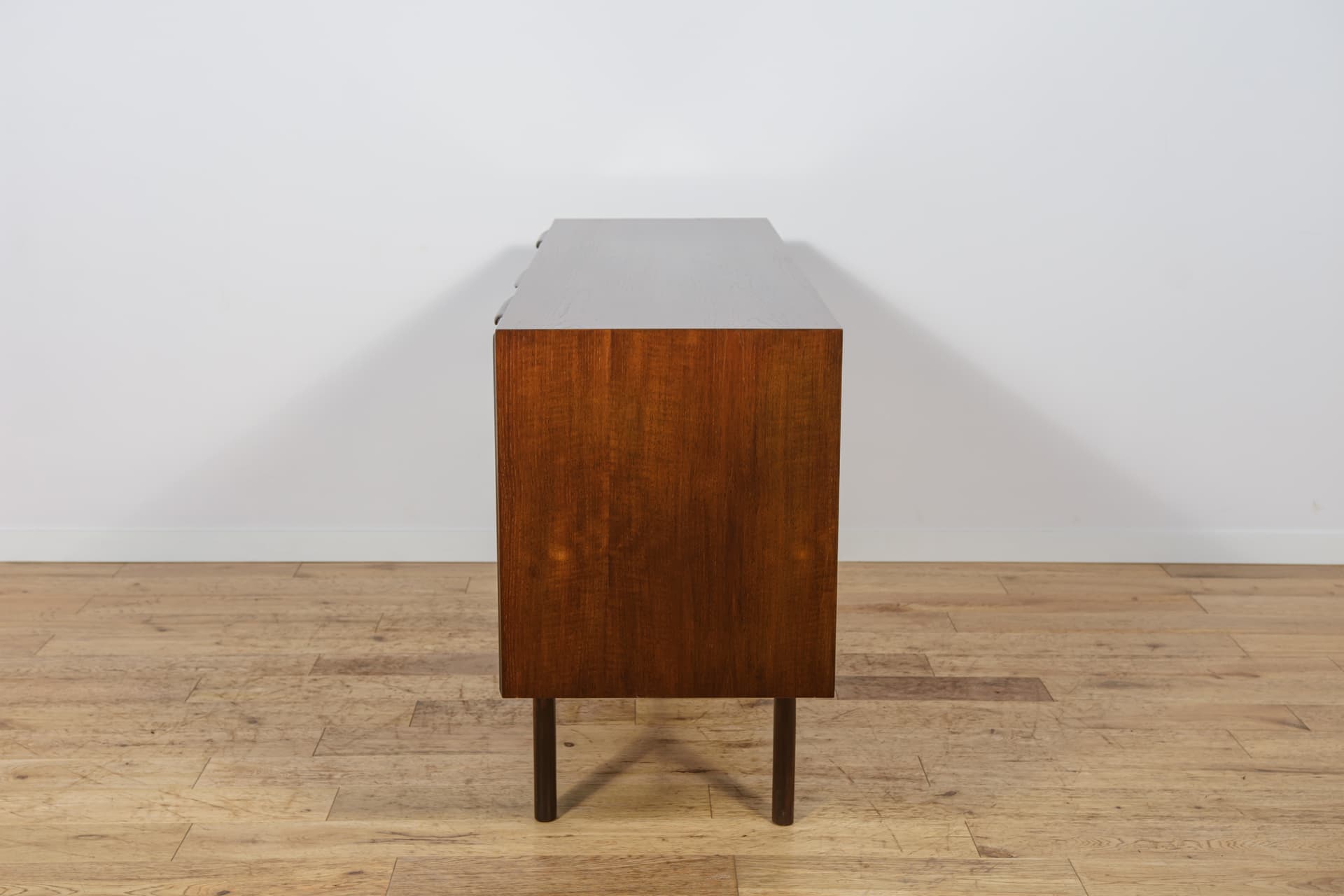 Sideboard, brown teak, McIntosh, United Kingdom, 1960s. - 343162