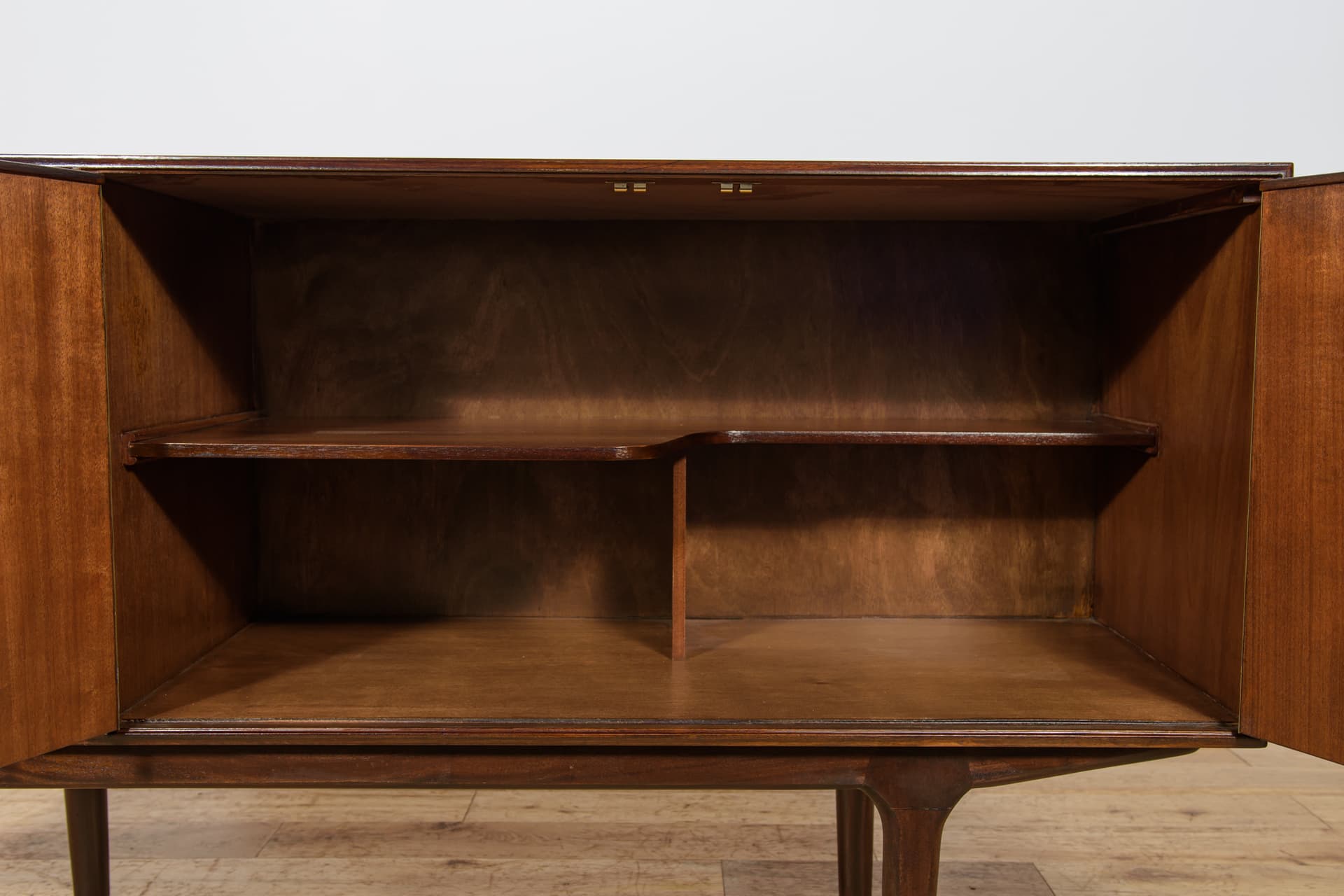 Sideboard, brown teak, McIntosh, United Kingdom, 1960s. - 343166