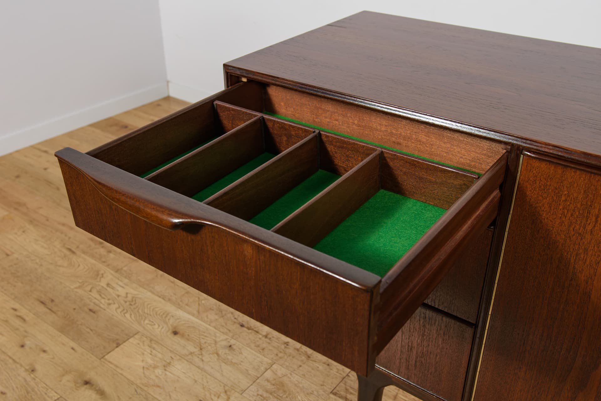 Sideboard, brown teak, McIntosh, United Kingdom, 1960s. - 343167