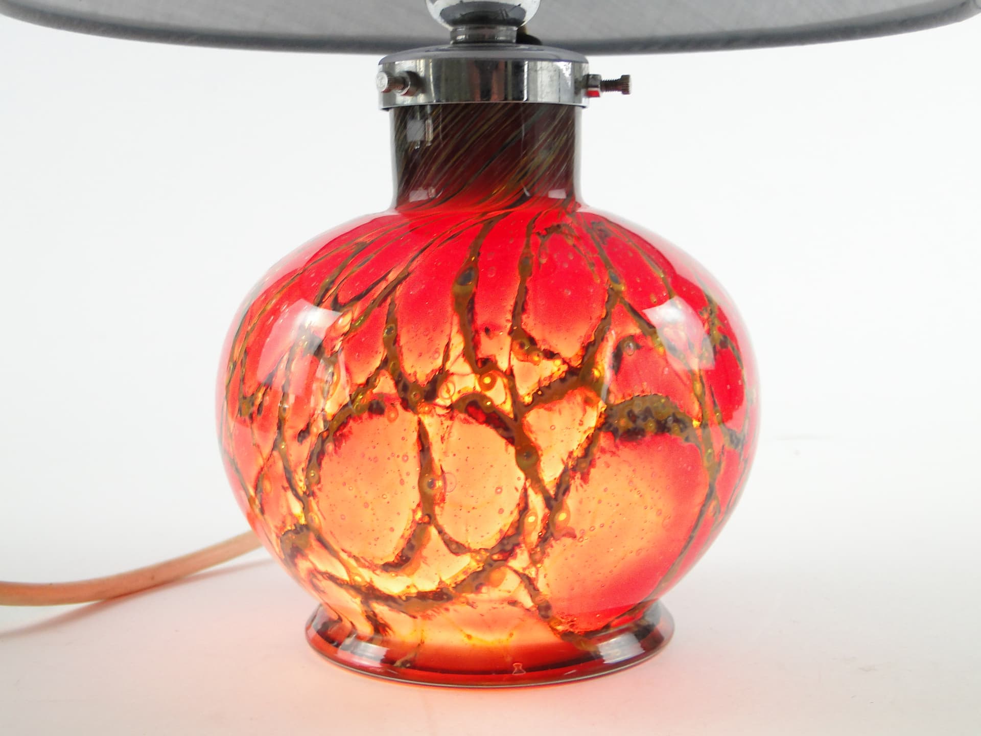 Lampa stołowa Ikora, szkło czerwony pomarańczowy żółty brązowy, abażur tkanina szary, WMF, Niemcy, lata 30. - 343189