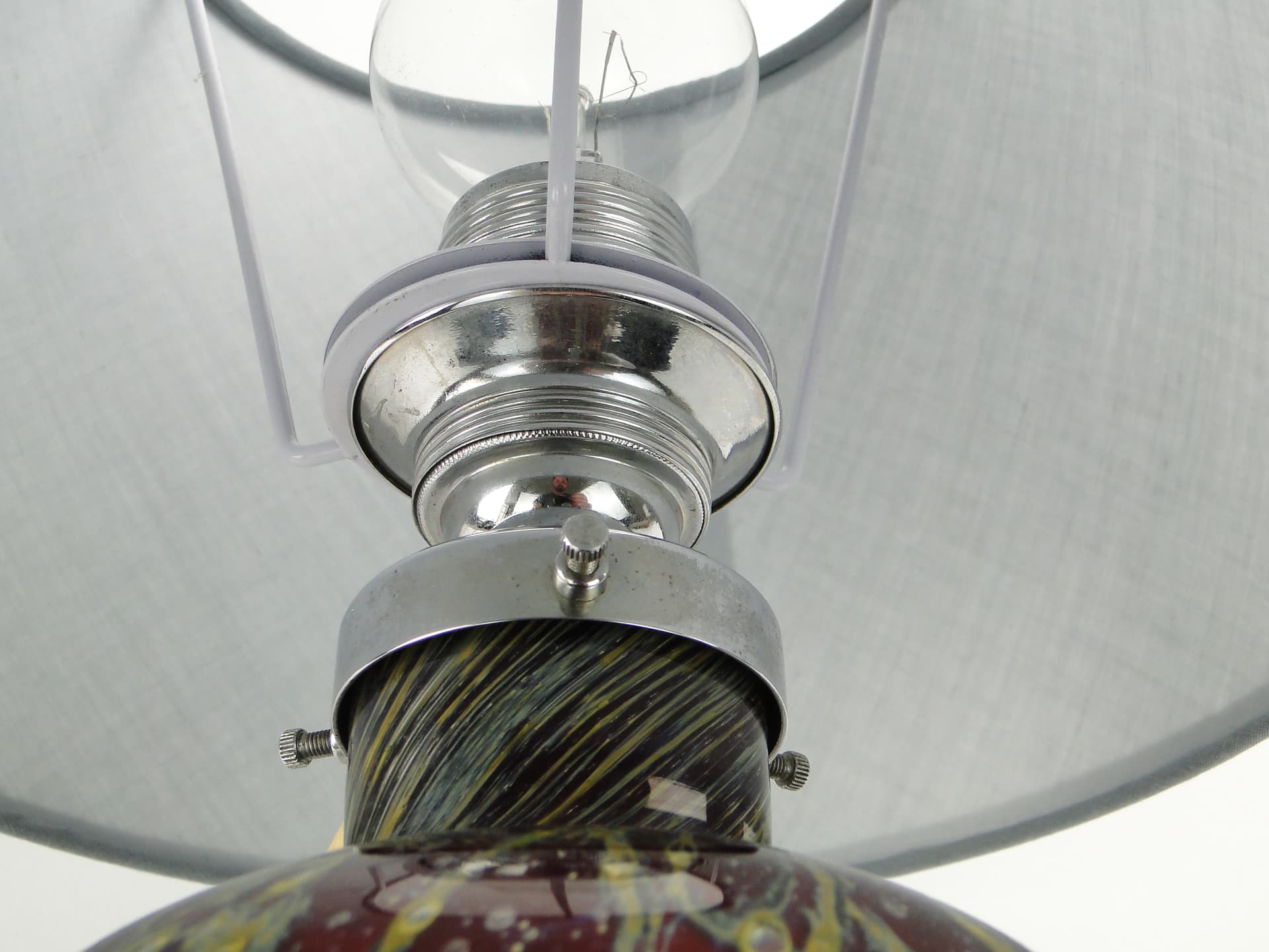 Lampa stołowa Ikora, szkło czerwony pomarańczowy żółty brązowy, abażur tkanina szary, WMF, Niemcy, lata 30. - 343192