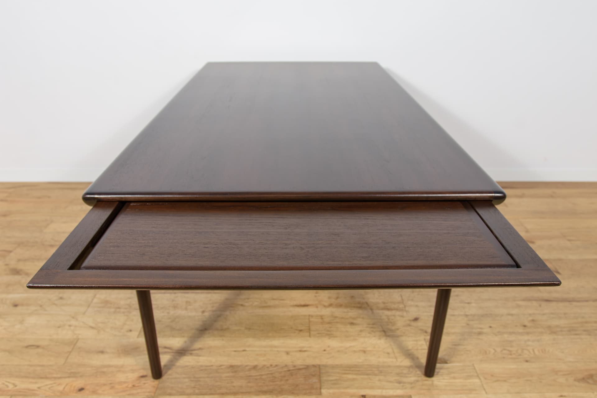 Stół rozkładany, teak brązowy, proj. J. Andersen, Uldum Møbelfabrik, Dania, lata 60. - 343261