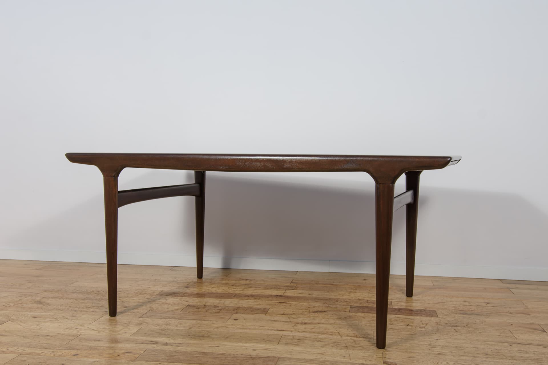 Stół rozkładany, teak brązowy, proj. J. Andersen, Uldum Møbelfabrik, Dania, lata 60. - 343259