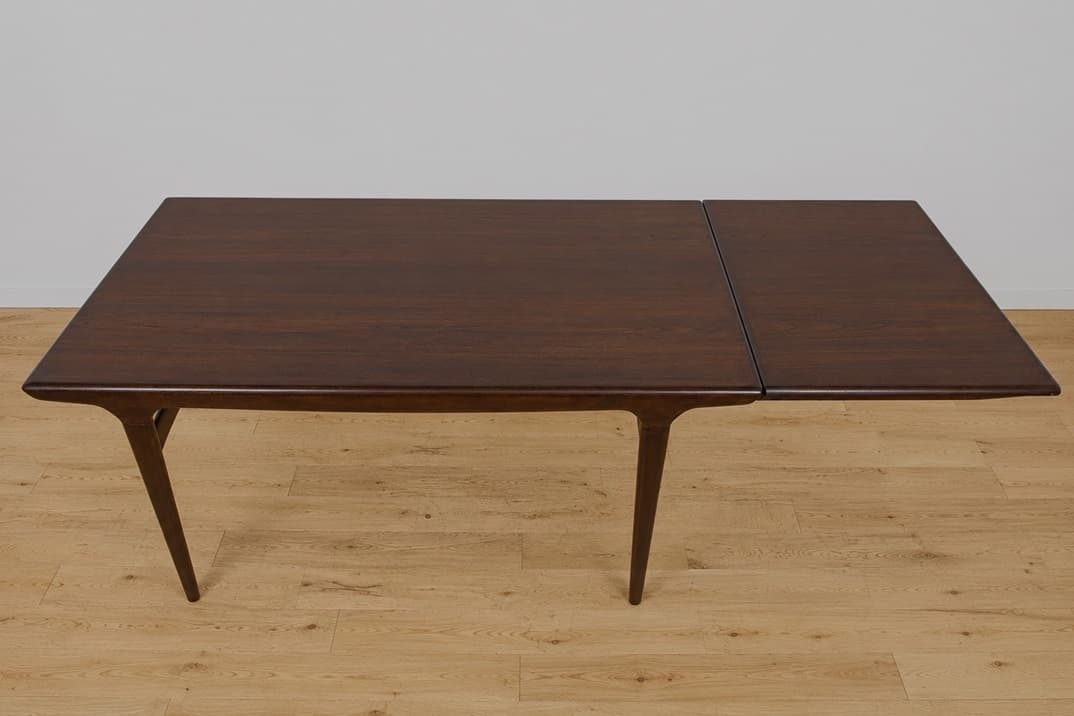 Stół rozkładany, teak brązowy, proj. J. Andersen, Uldum Møbelfabrik, Dania, lata 60. - 343265
