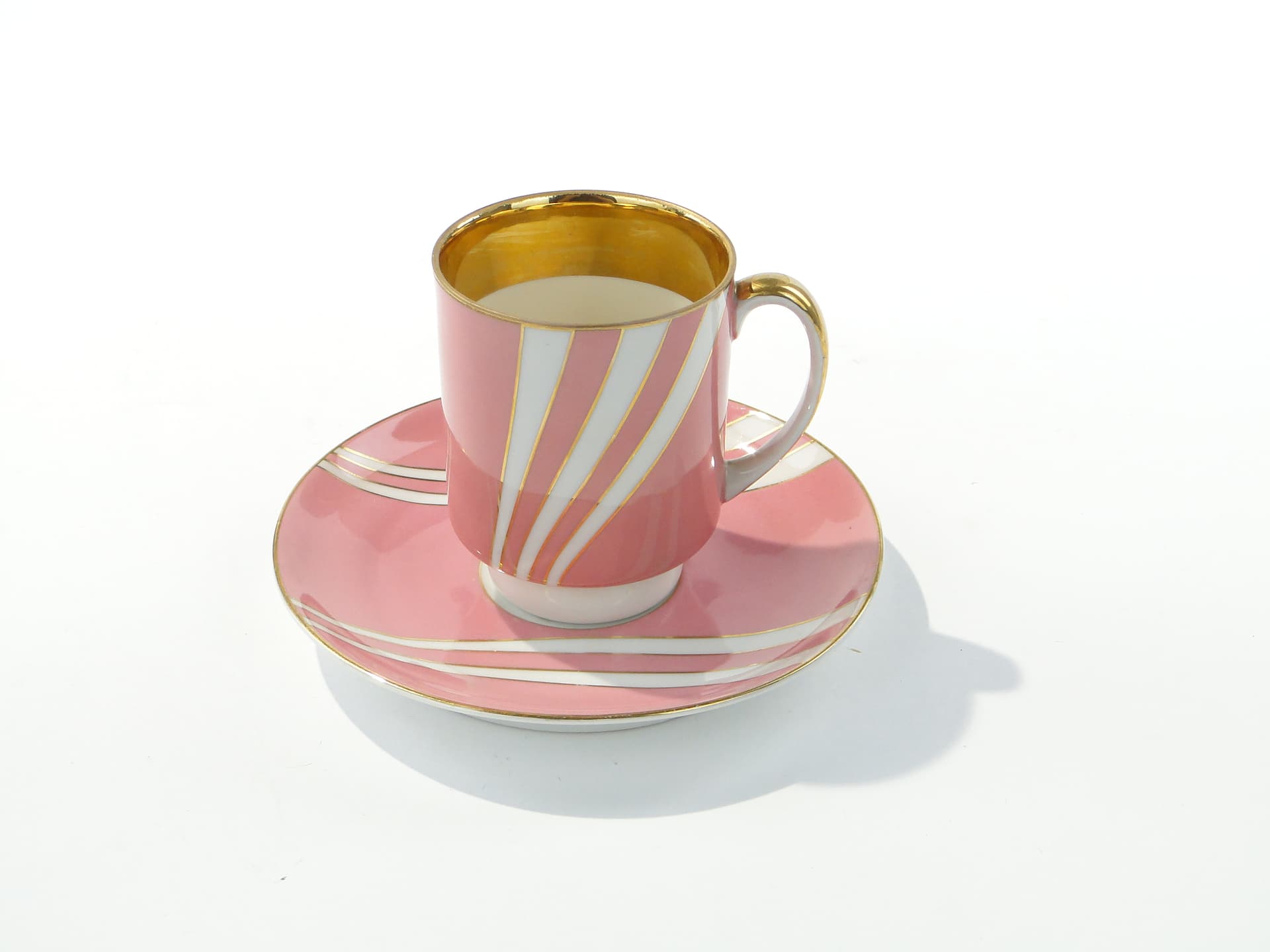 Filiżanka June, porcelana różowy biały złoty, proj. W. Potacki, Ćmielów, Polska, lata 60. - 343356