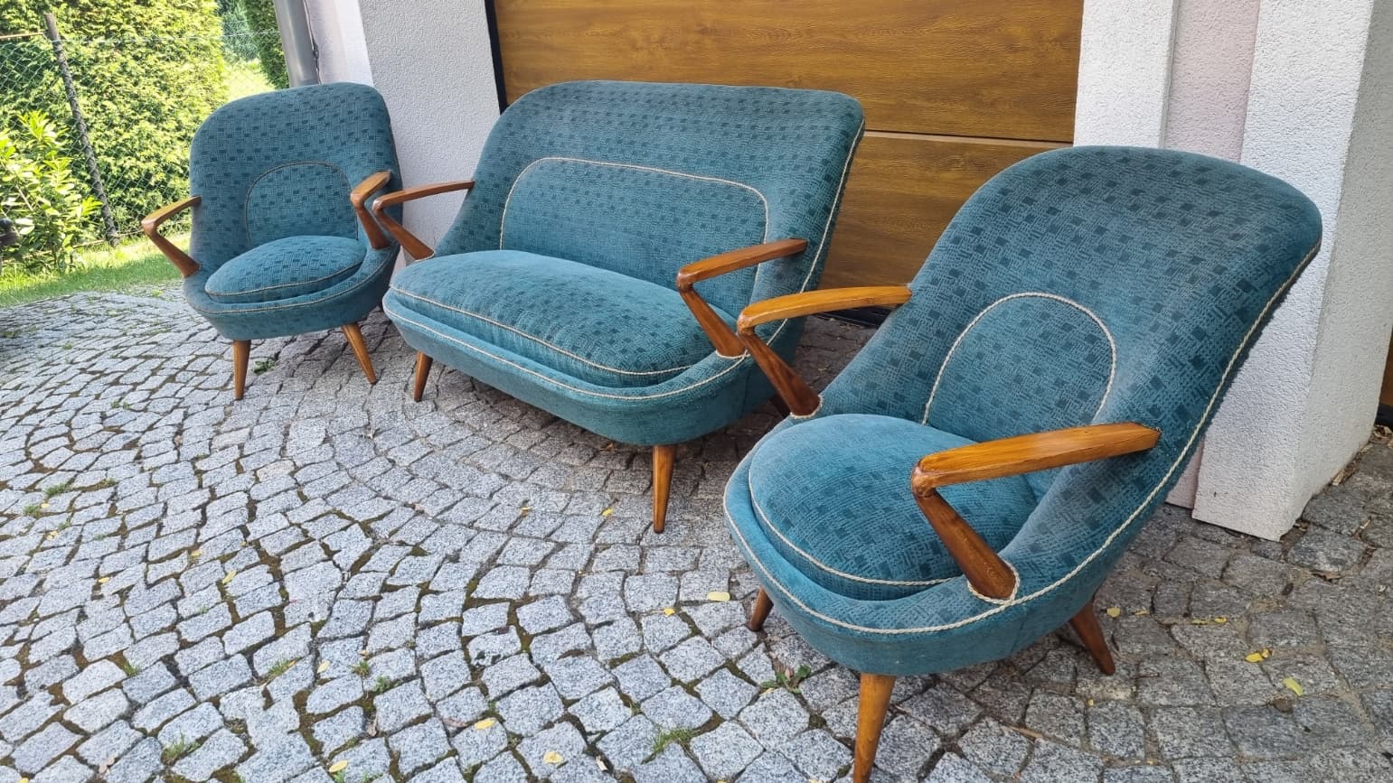Set of sofa and two armchairs type 345, blue, fabric, brown wood, by J. Jędrachowicz, K. Racinowski, Poland, 1960s. - 343404