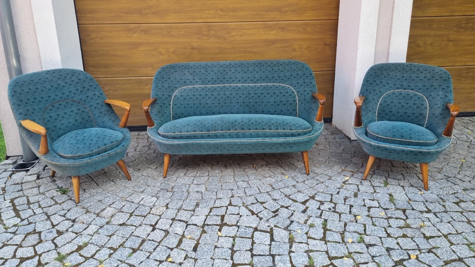 Set of sofa and two armchairs type 345, blue, fabric, brown wood, by J. Jędrachowicz, K. Racinowski, Poland, 1960s. - 343402