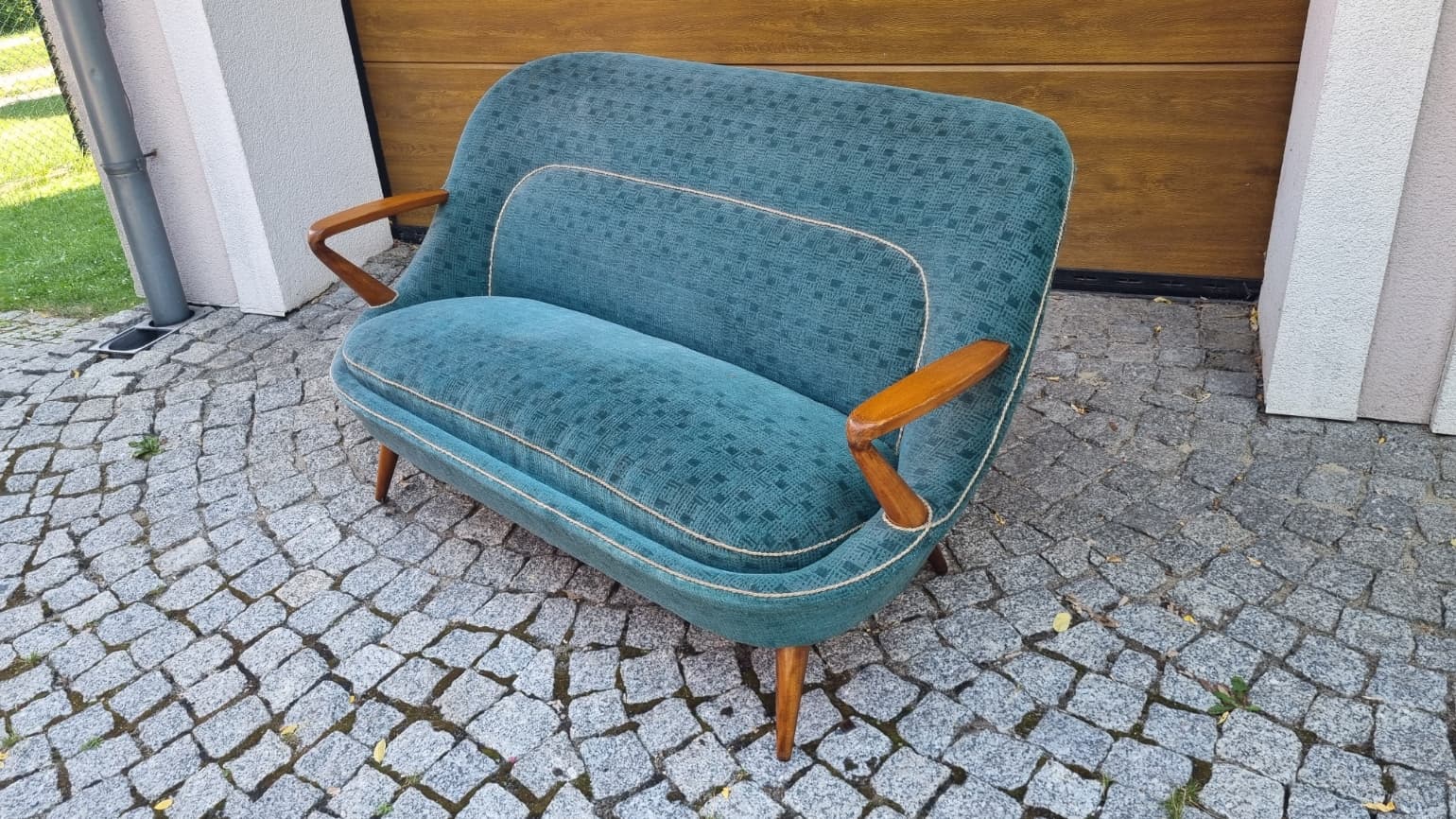Set of sofa and two armchairs type 345, blue, fabric, brown wood, by J. Jędrachowicz, K. Racinowski, Poland, 1960s. - 343410
