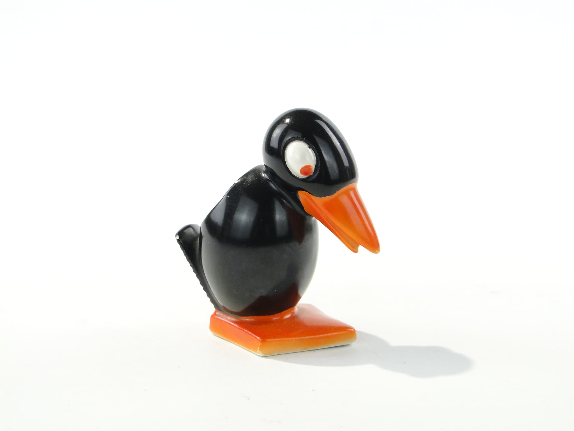 Ashtray Toucan, black orange porcelain, Fürstenberg, Germany, early 20th century - 343454
