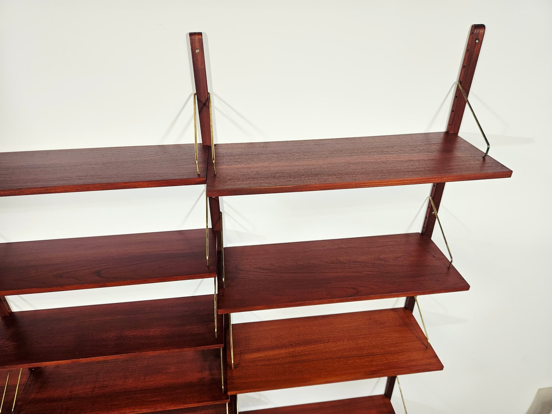 Modular shelving unit Royal System, brown, teak rosewood, brass gold, by P. Cadovius - 343811