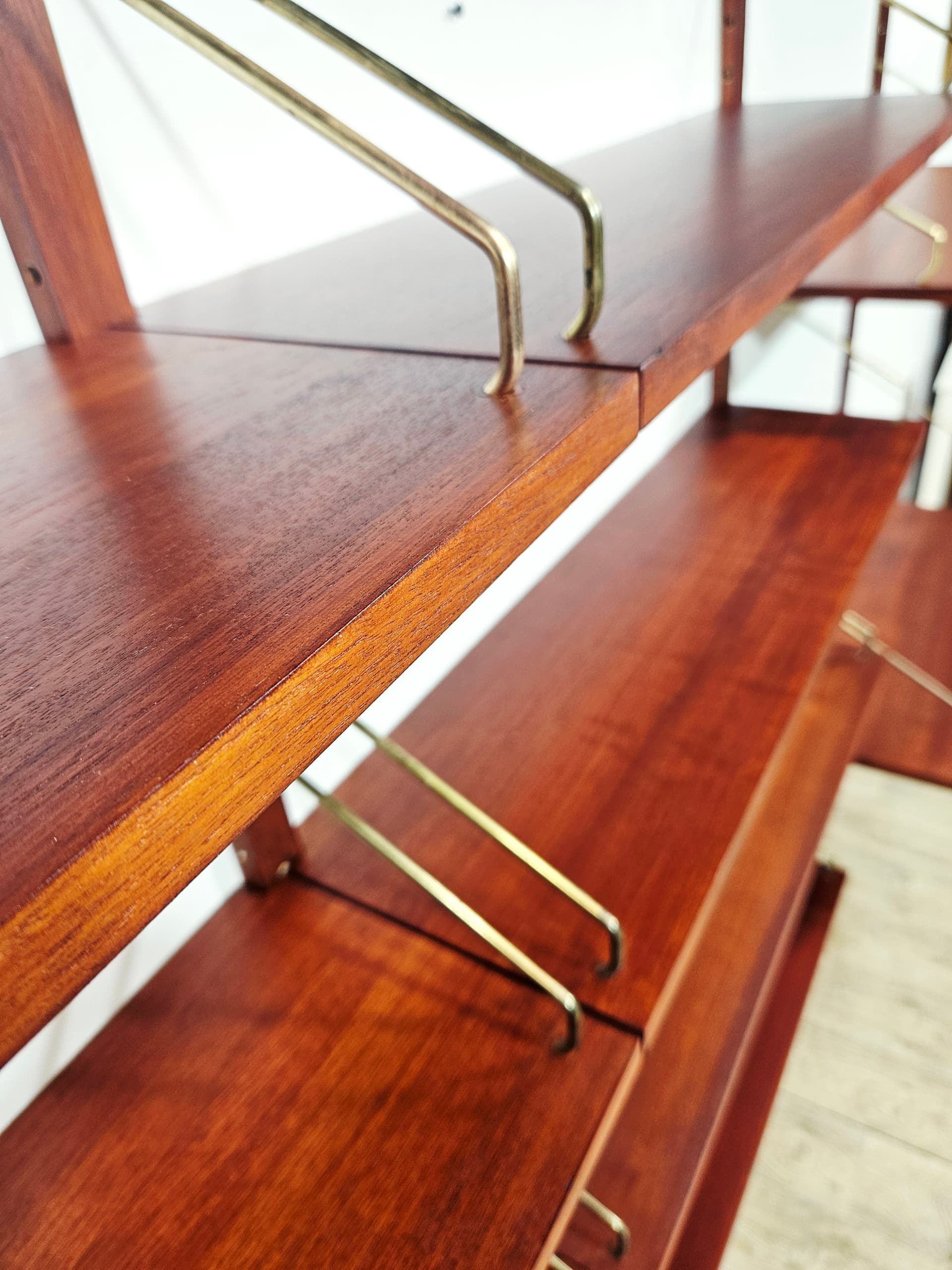 Modular shelving unit Royal System, brown, teak rosewood, brass gold, by P. Cadovius - 343807