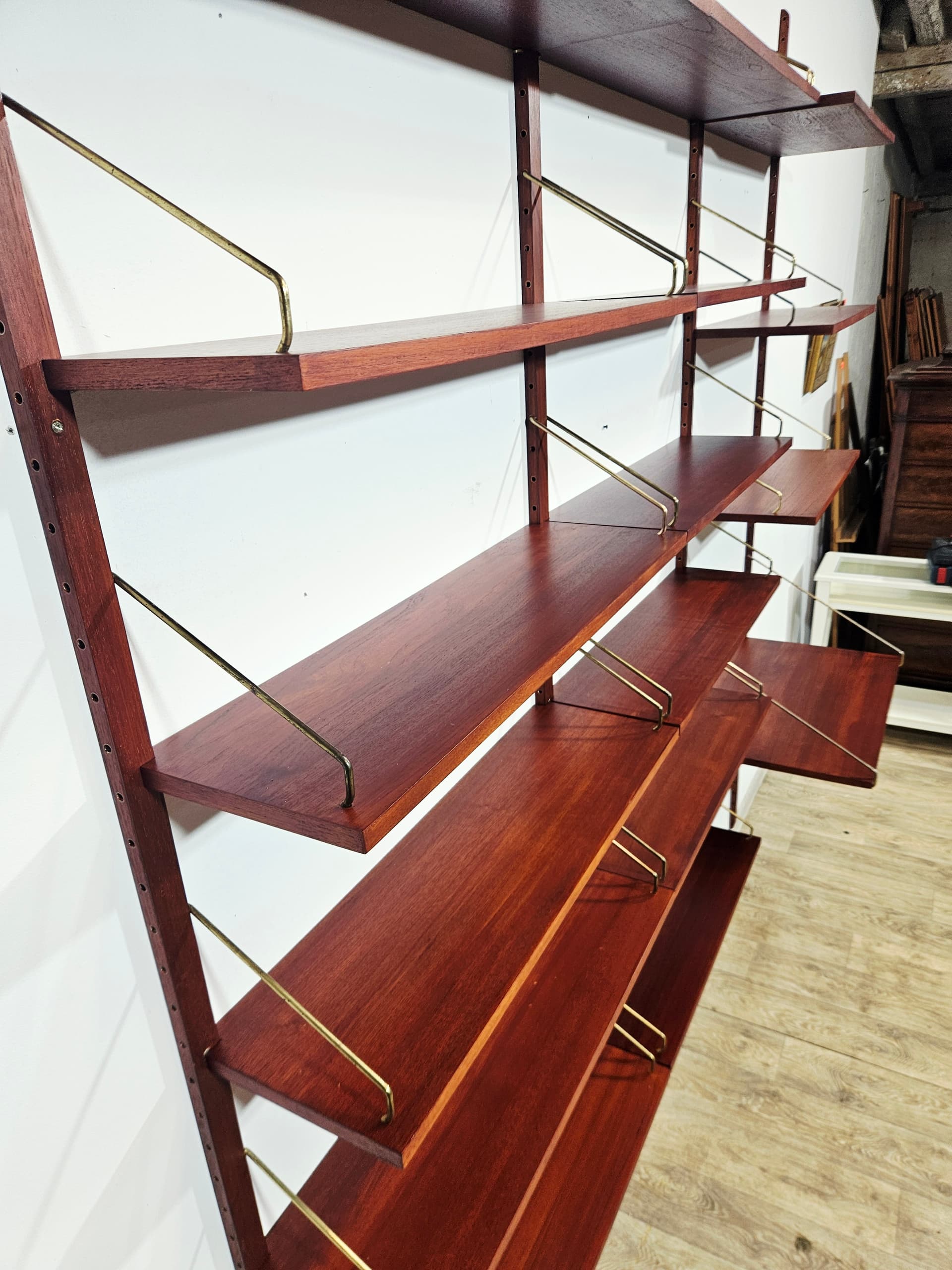 Modular shelving unit Royal System, brown, teak rosewood, brass gold, by P. Cadovius - 343799