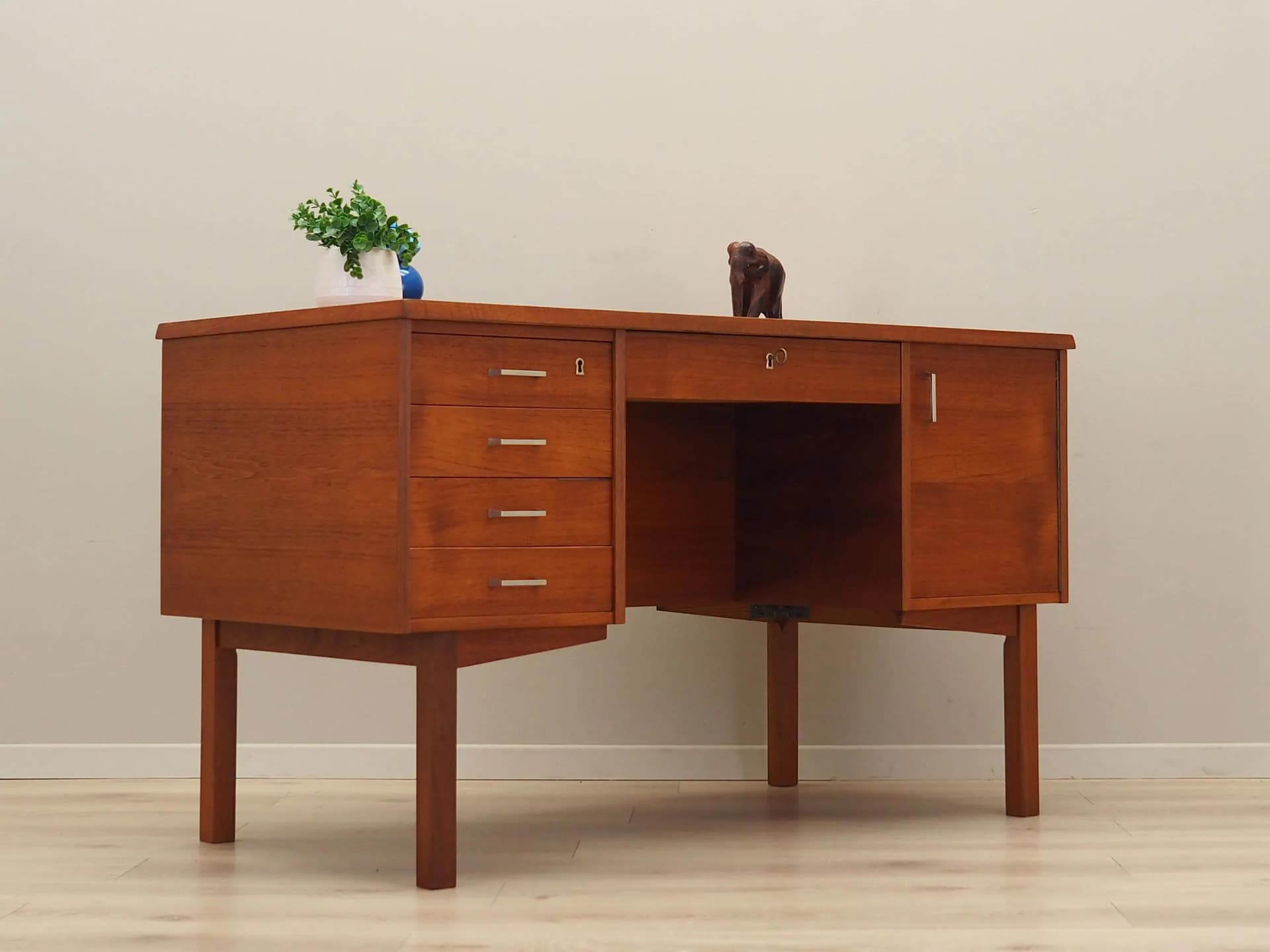 Desk, teak, brown, Denmark, 1970s - 25583