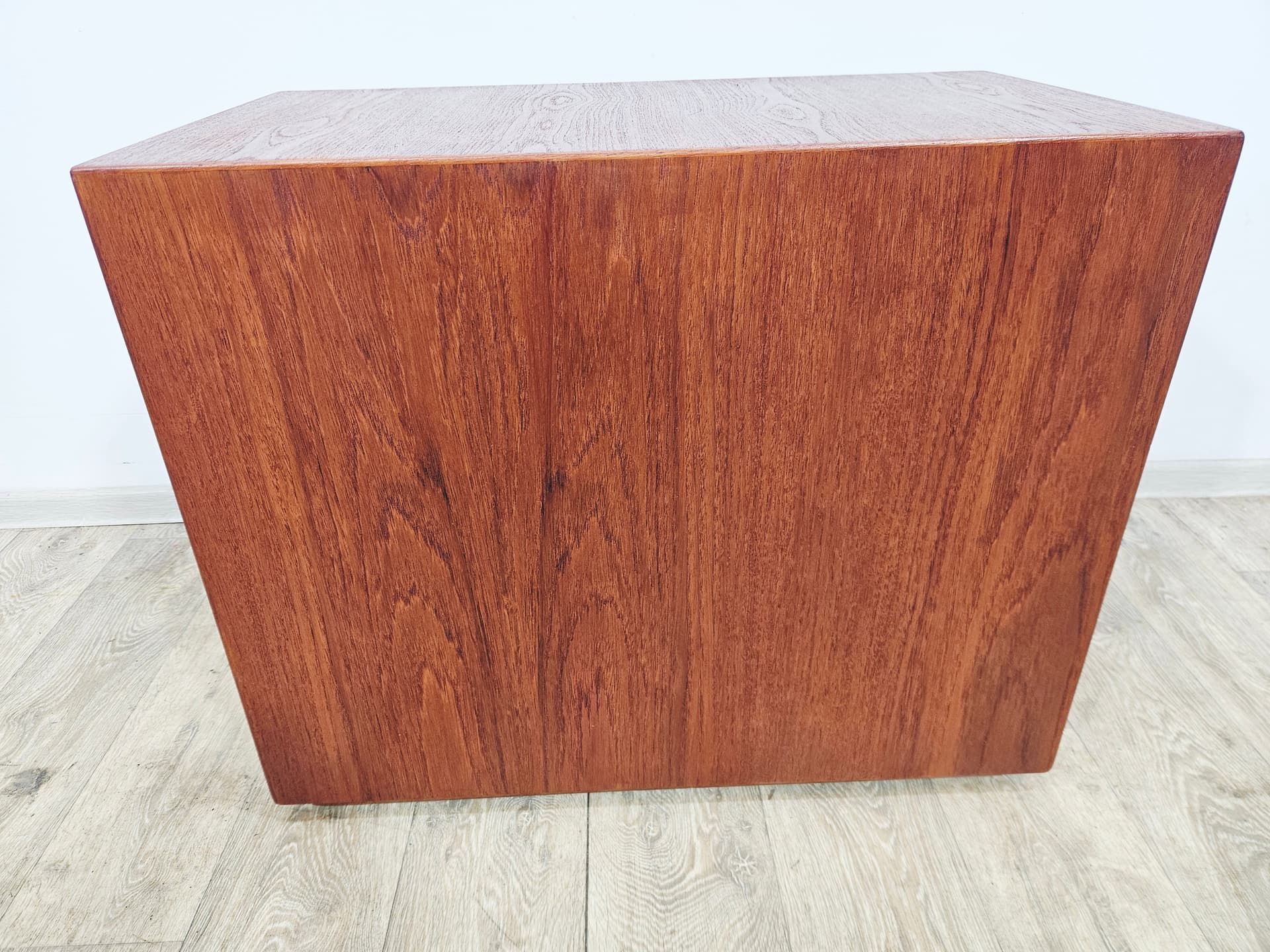 Container Vital, teak brown, by N. Jonsson, Hugo Troeds - 343938
